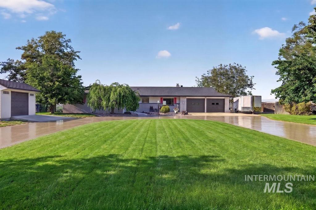 4230 E Chinden Blvd Property Photo 3