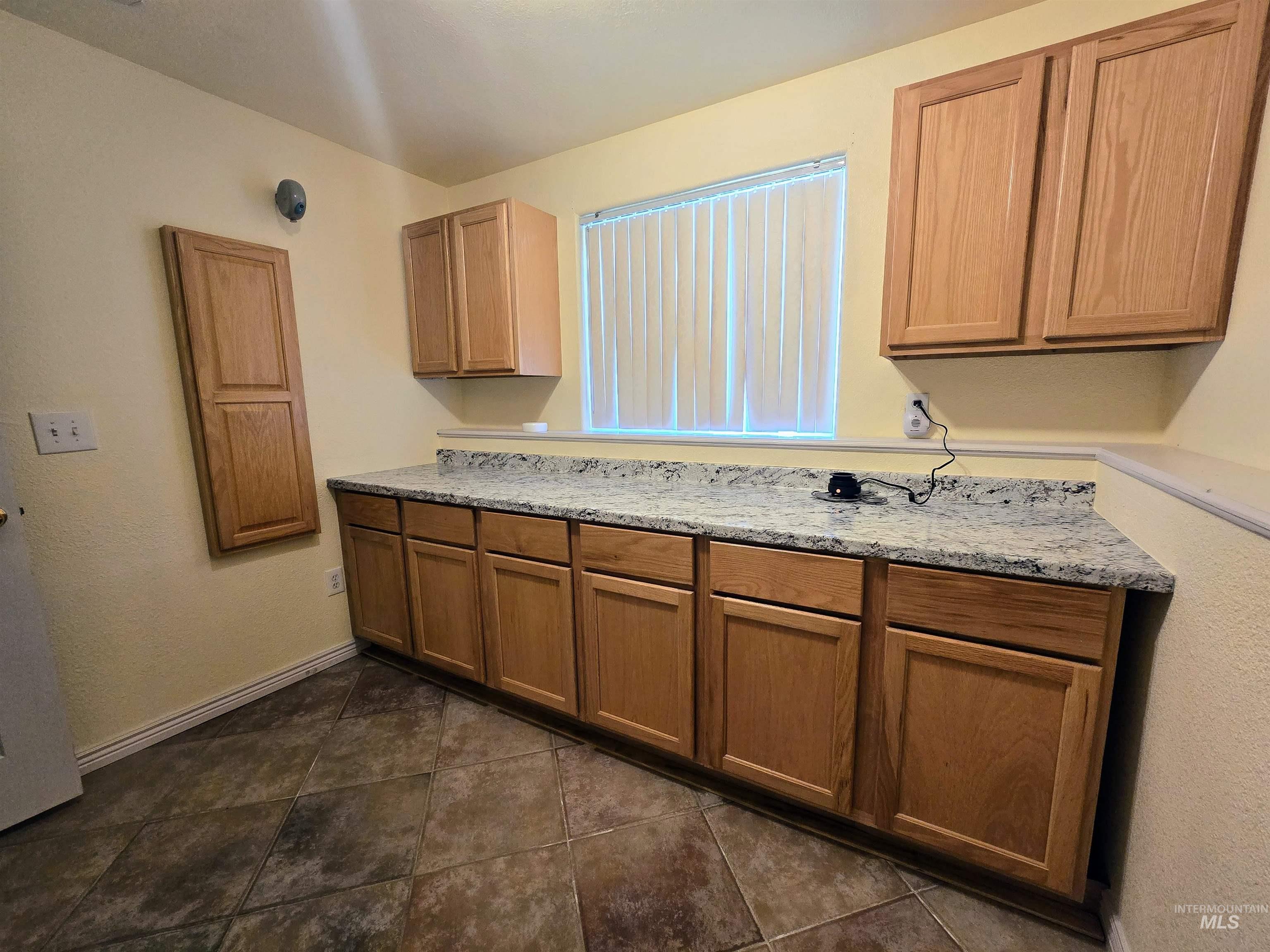 4336 W Niemann Dr Property Photo 22