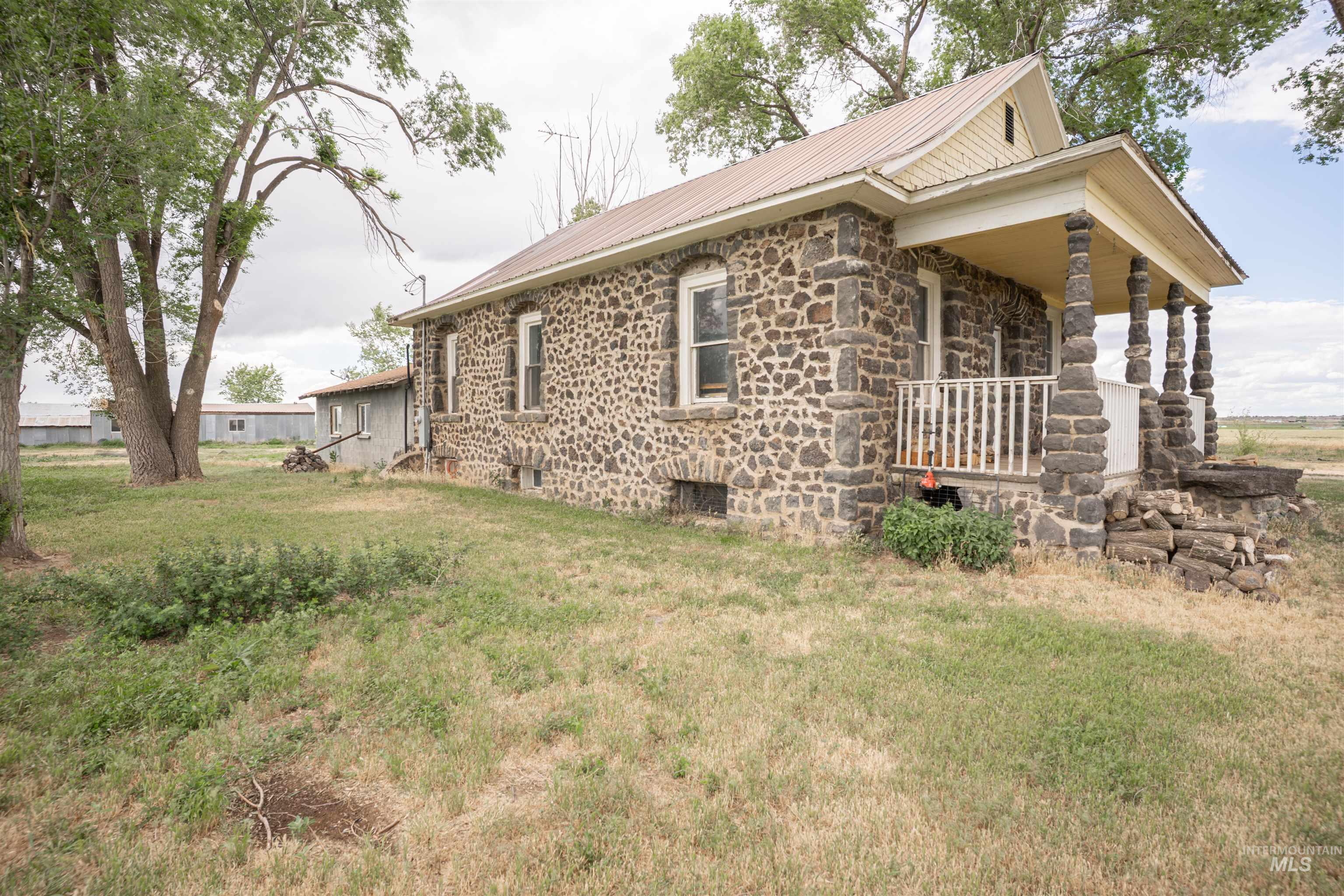 447 S 550 E Property Photo 2