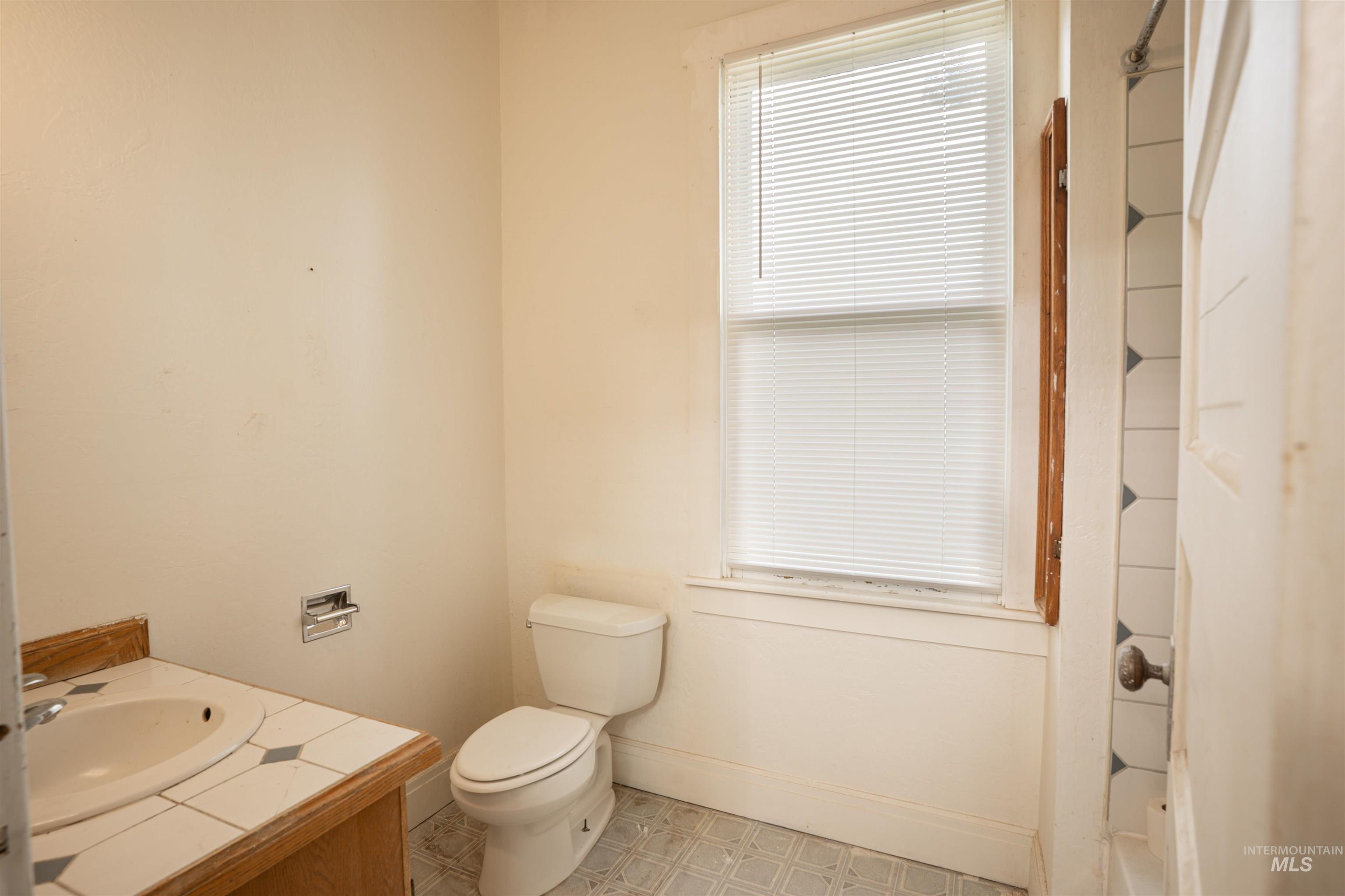 447 S 550 E Property Photo 14