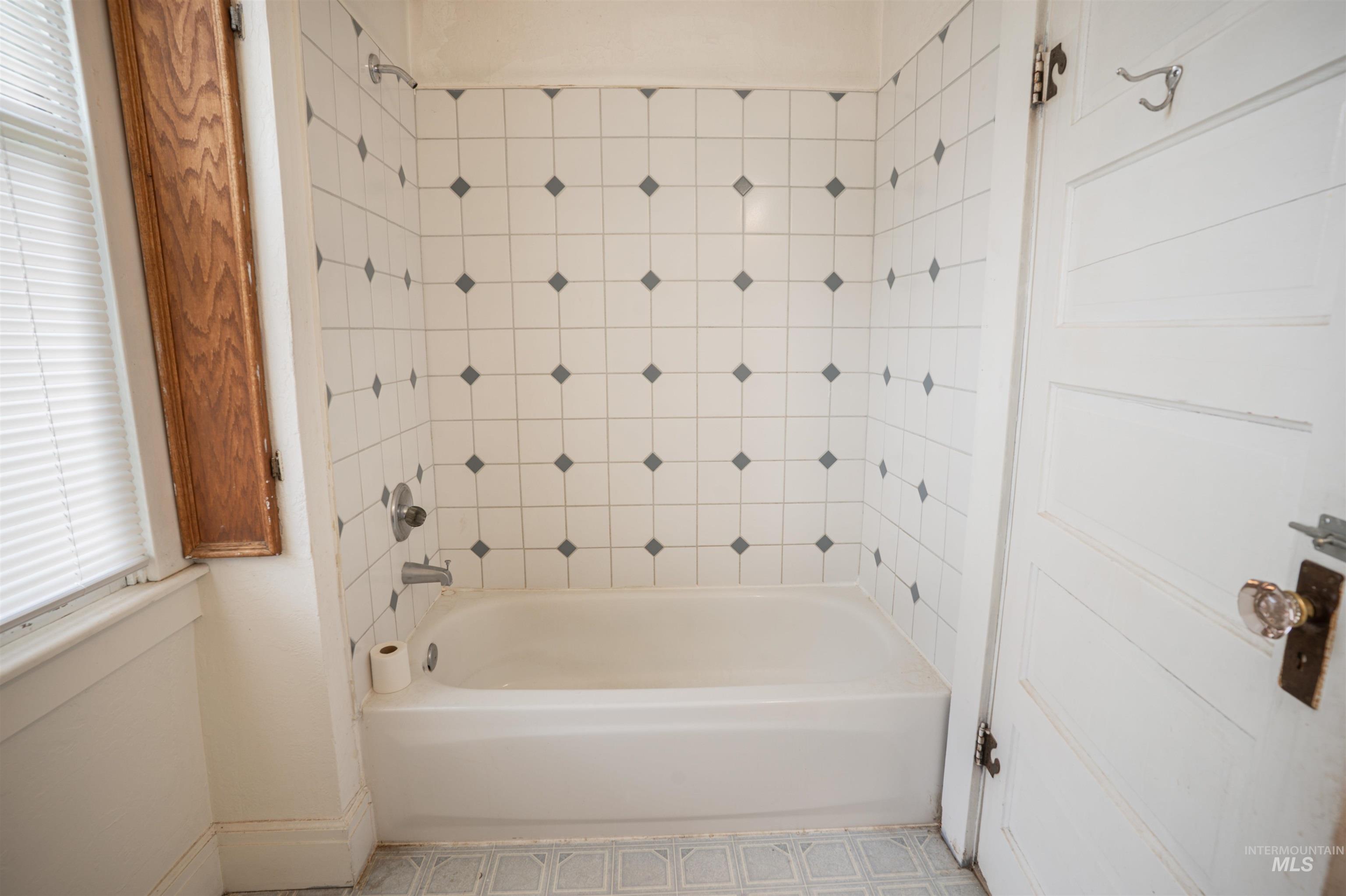447 S 550 E Property Photo 15