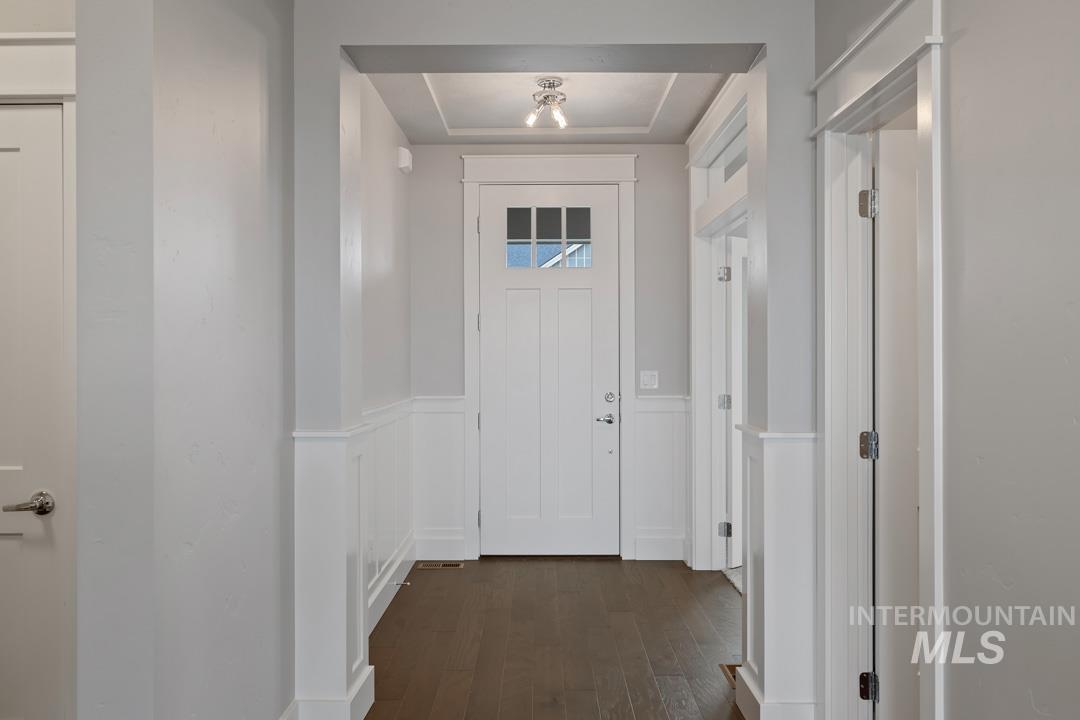 4539 E La Grande Street Property Photo 2