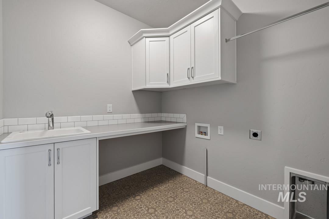 4539 E La Grande Street Property Photo 9