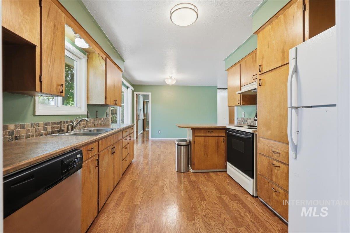 3205 College Ave Property Photo 15