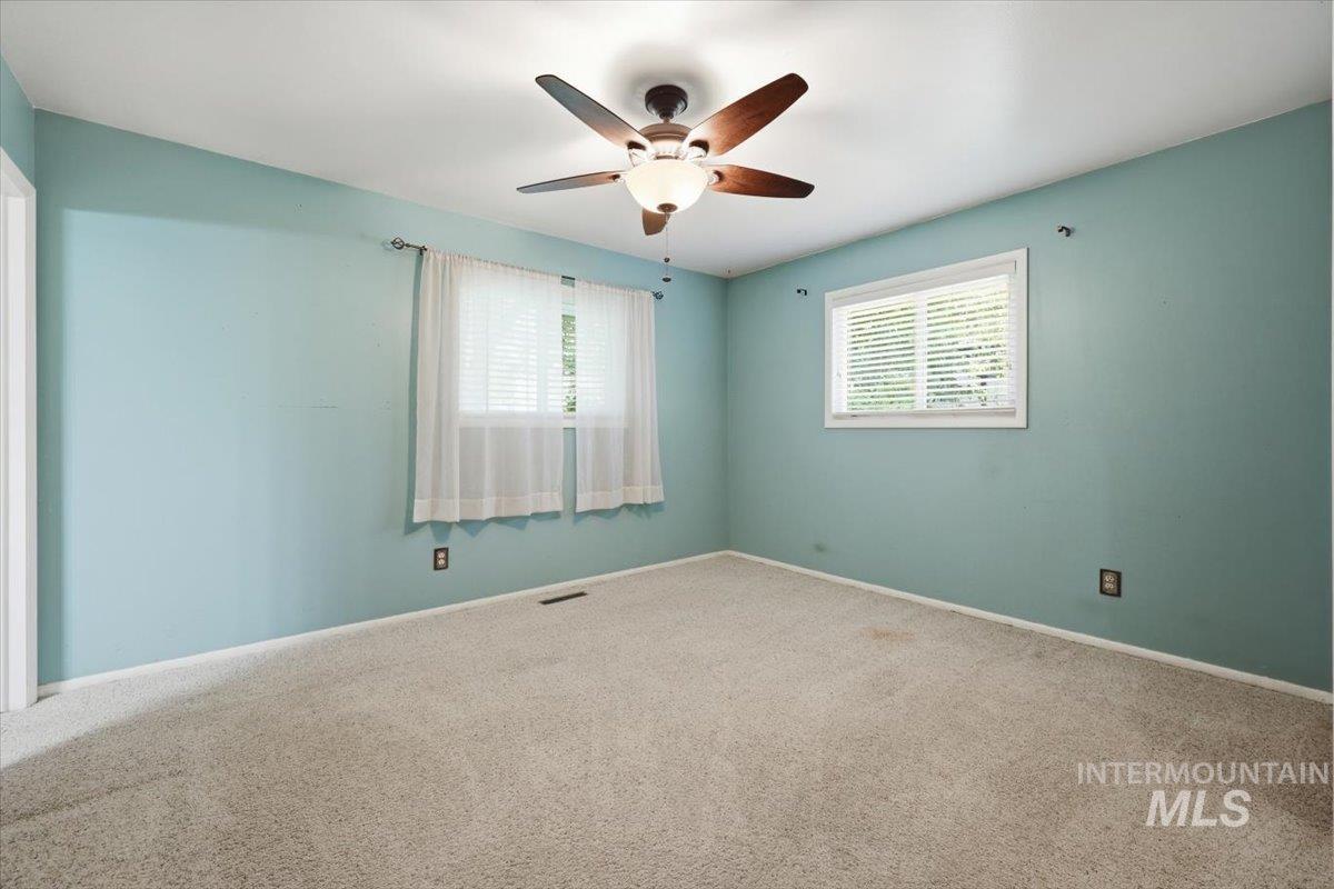3205 College Ave Property Photo 16