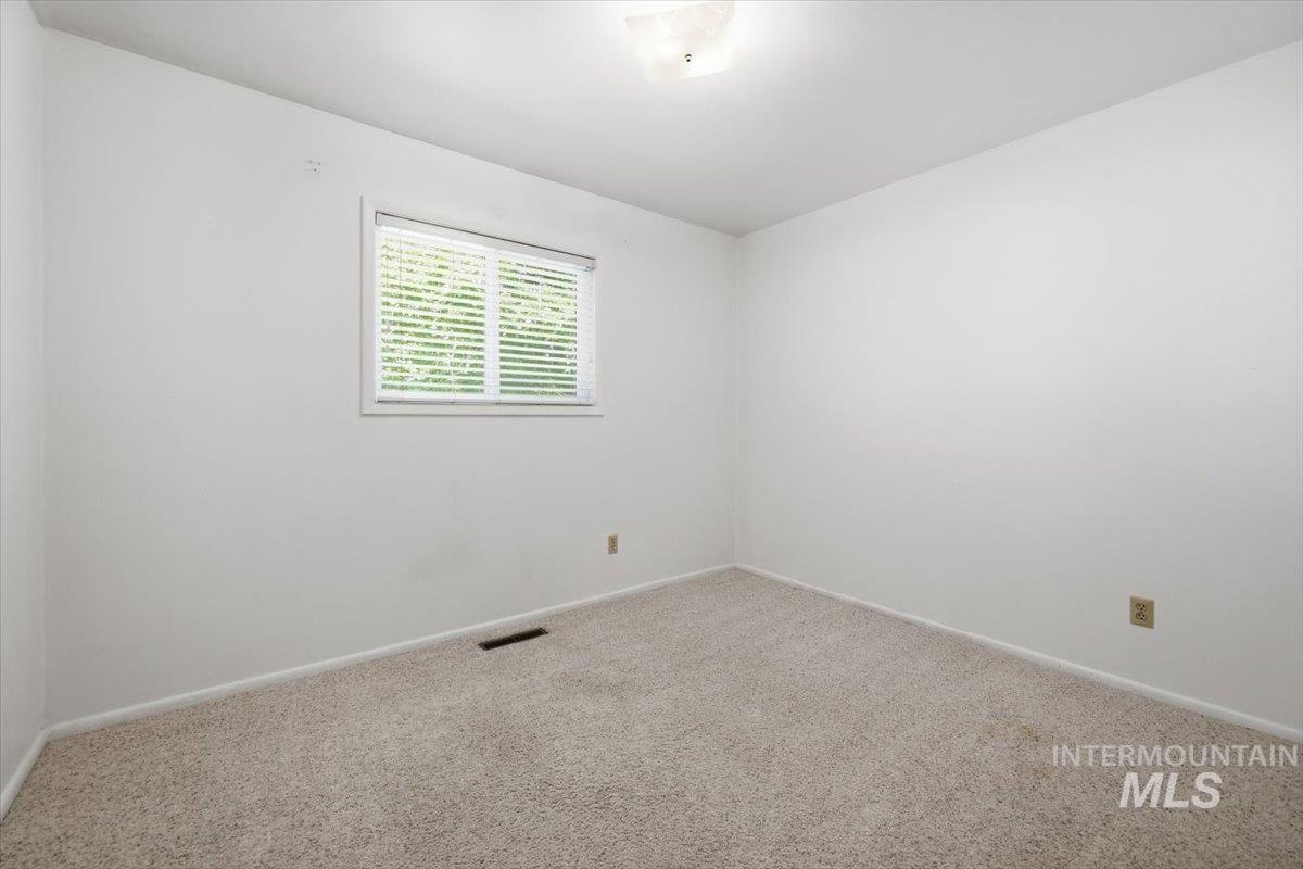 3205 College Ave Property Photo 20
