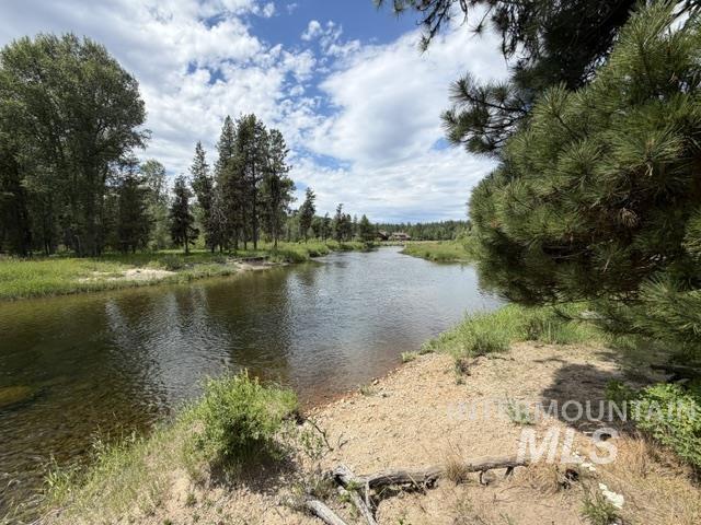 254 Buckcamp Lane Property Photo 8