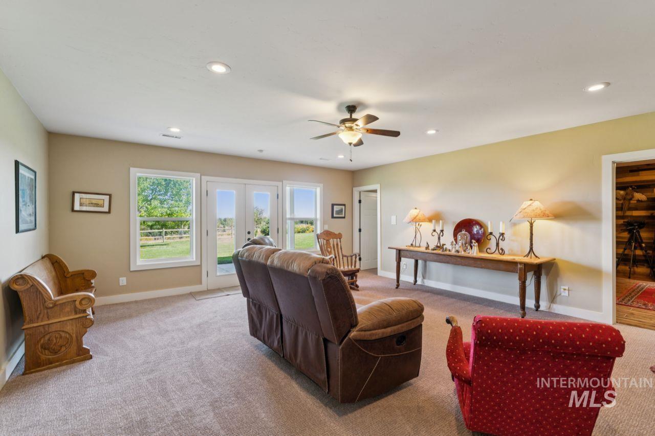 7305 Mustang Ln Property Photo 18