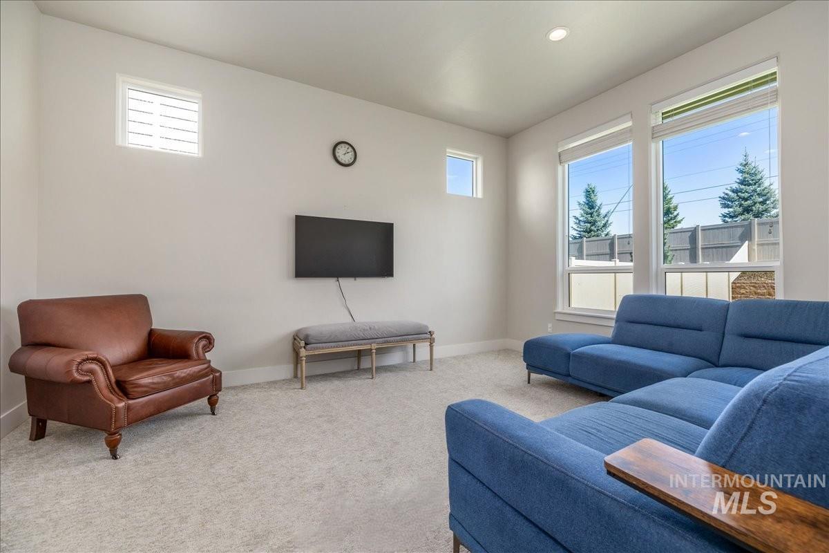 5562 S Zaivcla Ave. Property Photo 19
