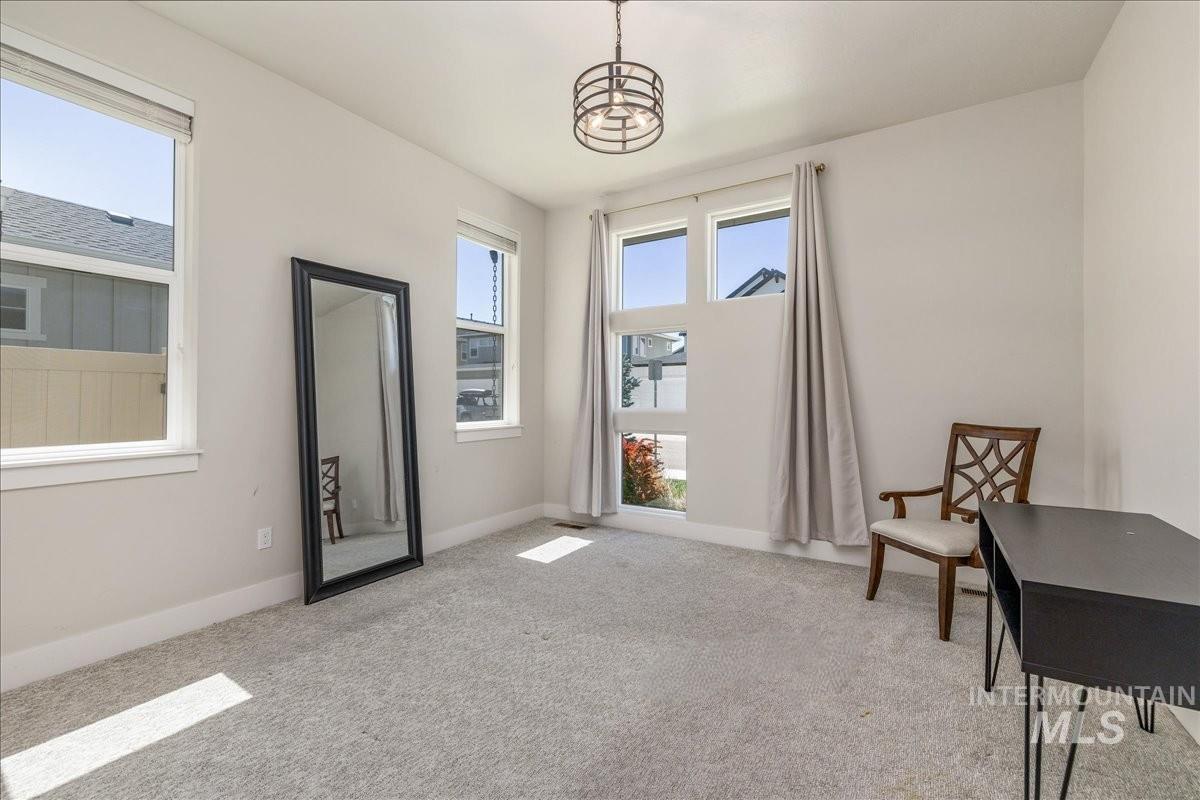 5562 S Zaivcla Ave. Property Photo 20