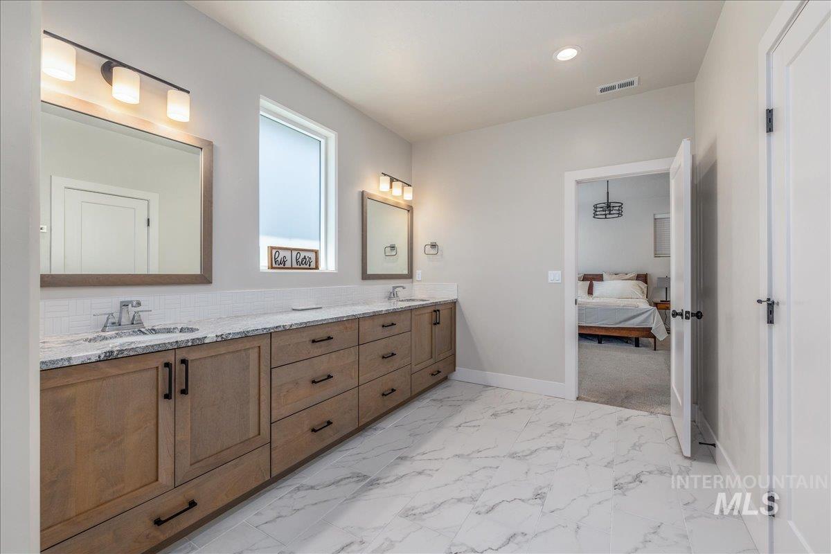 5562 S Zaivcla Ave. Property Photo 28