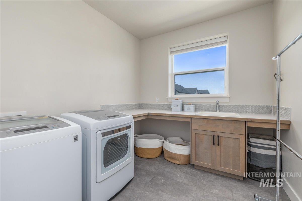 5562 S Zaivcla Ave. Property Photo 36