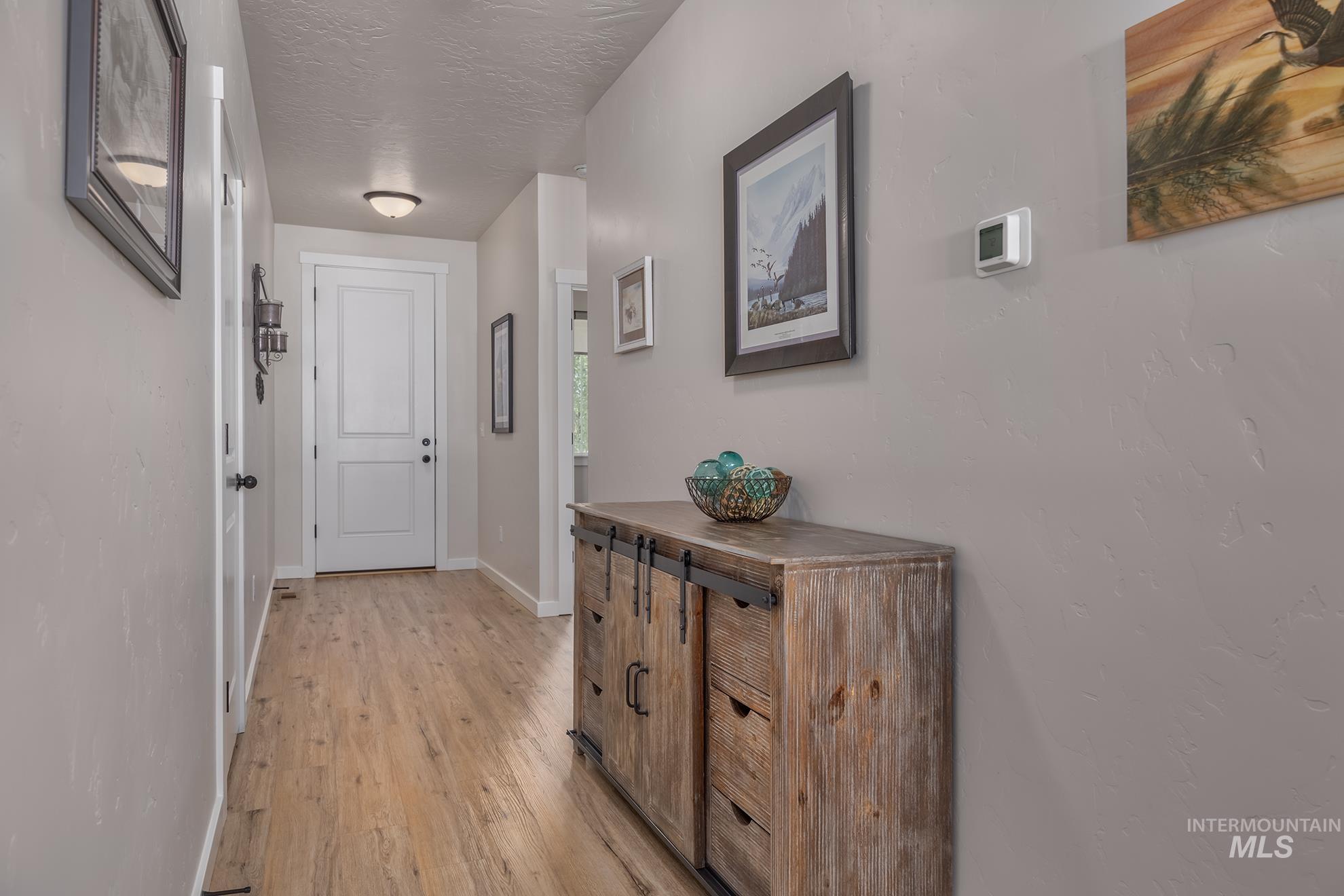 760 Sawgrass Court Property Photo 4