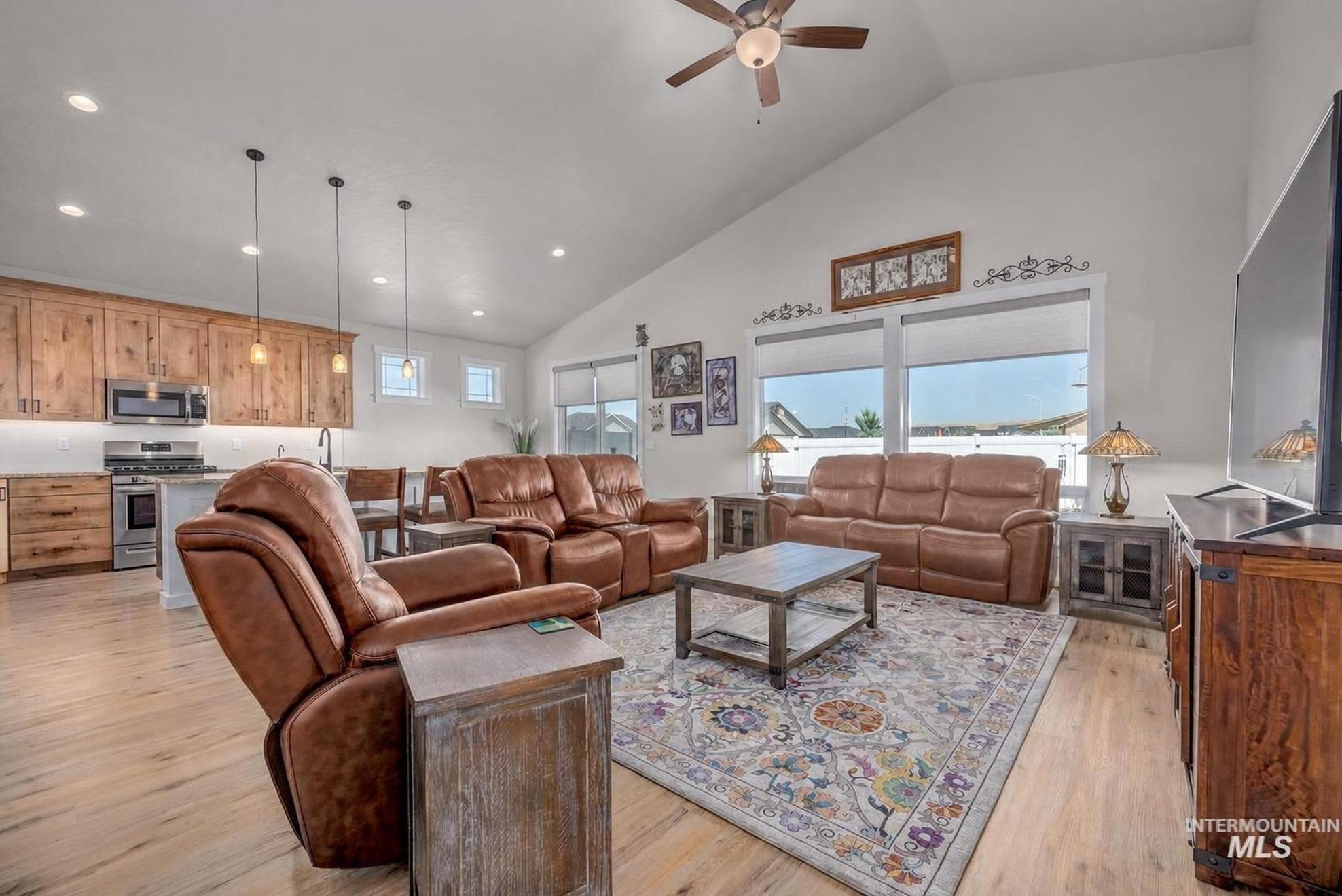760 Sawgrass Court Property Photo 6