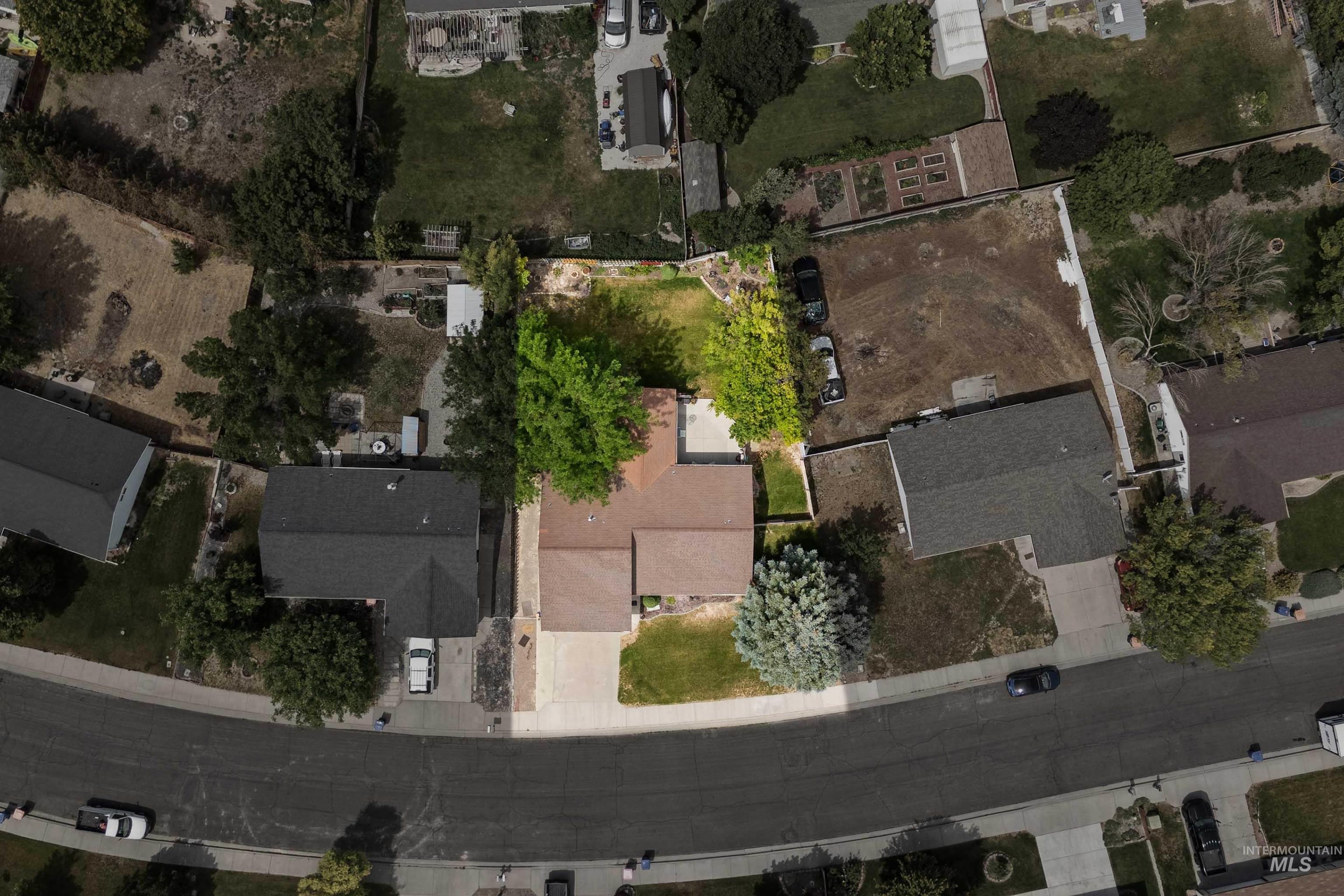 253 Coronado Ave Property Photo 43