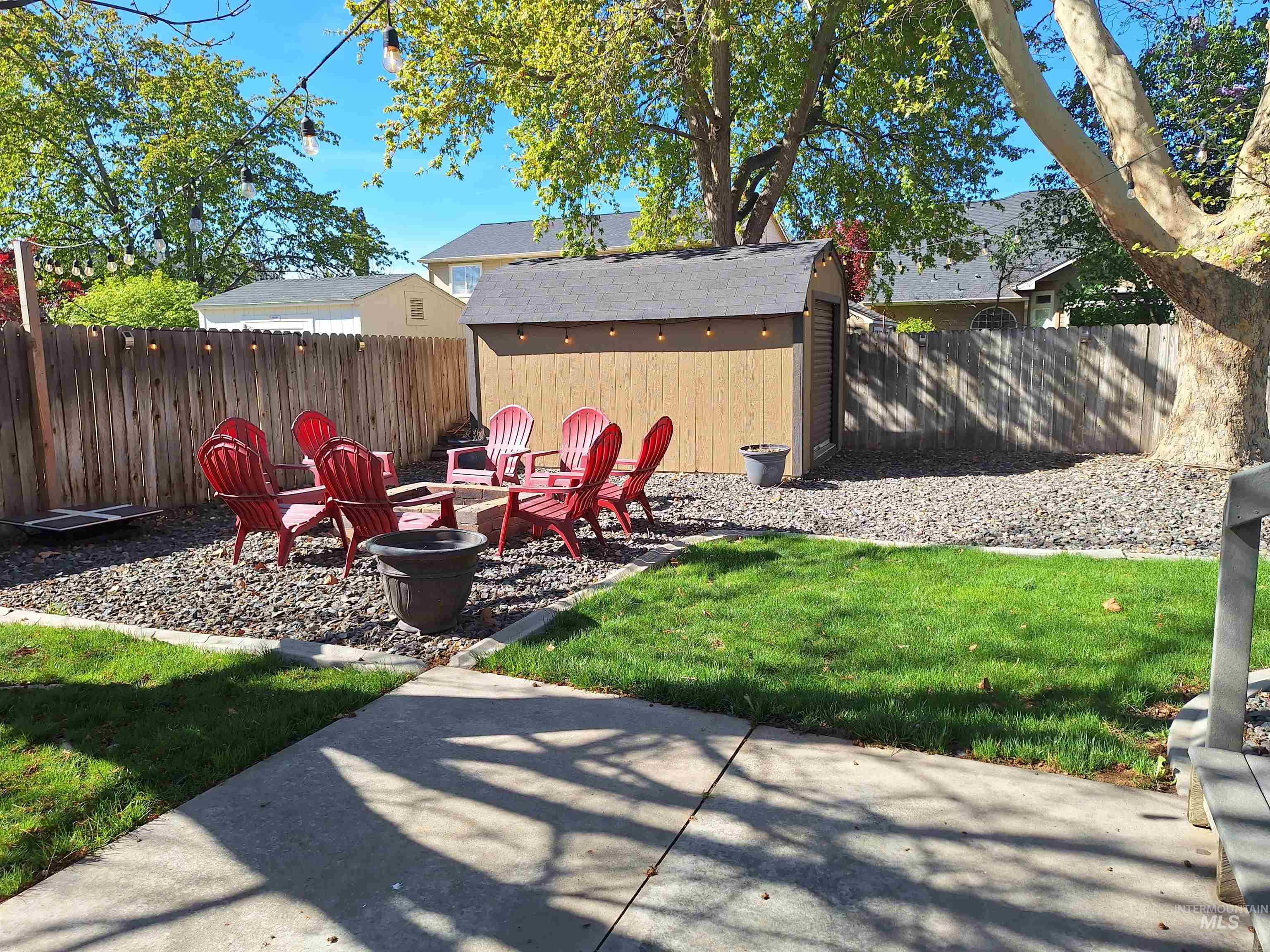 452 Bitterbrush Ave Property Photo 31