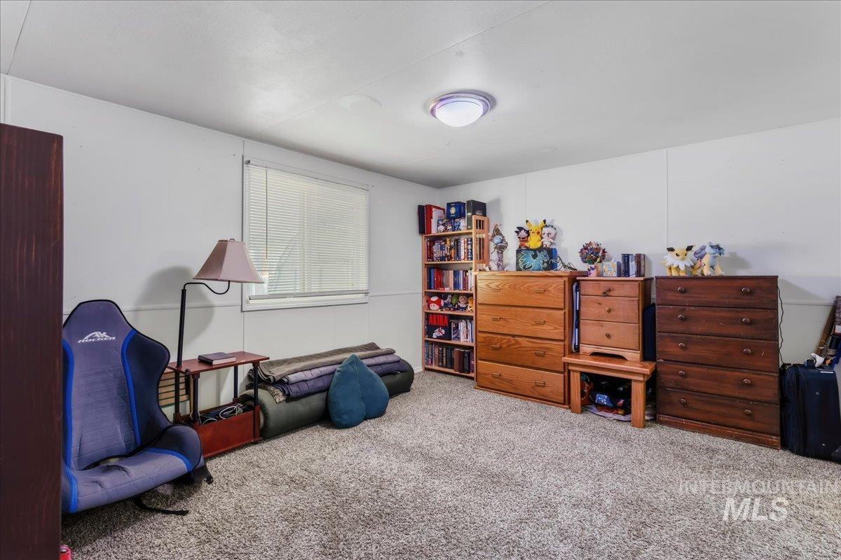 302 41st Property Photo 14