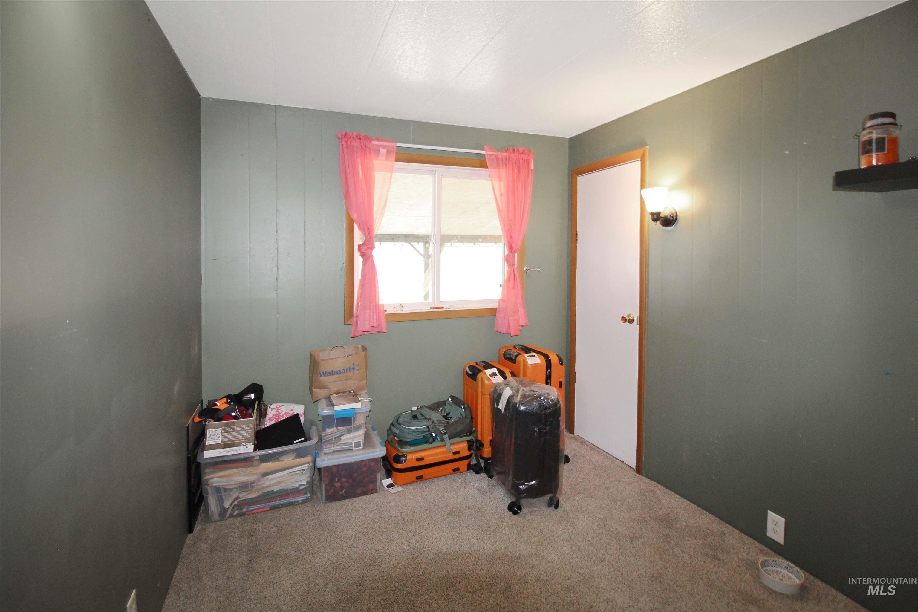 1265 Pioneer Property Photo 21