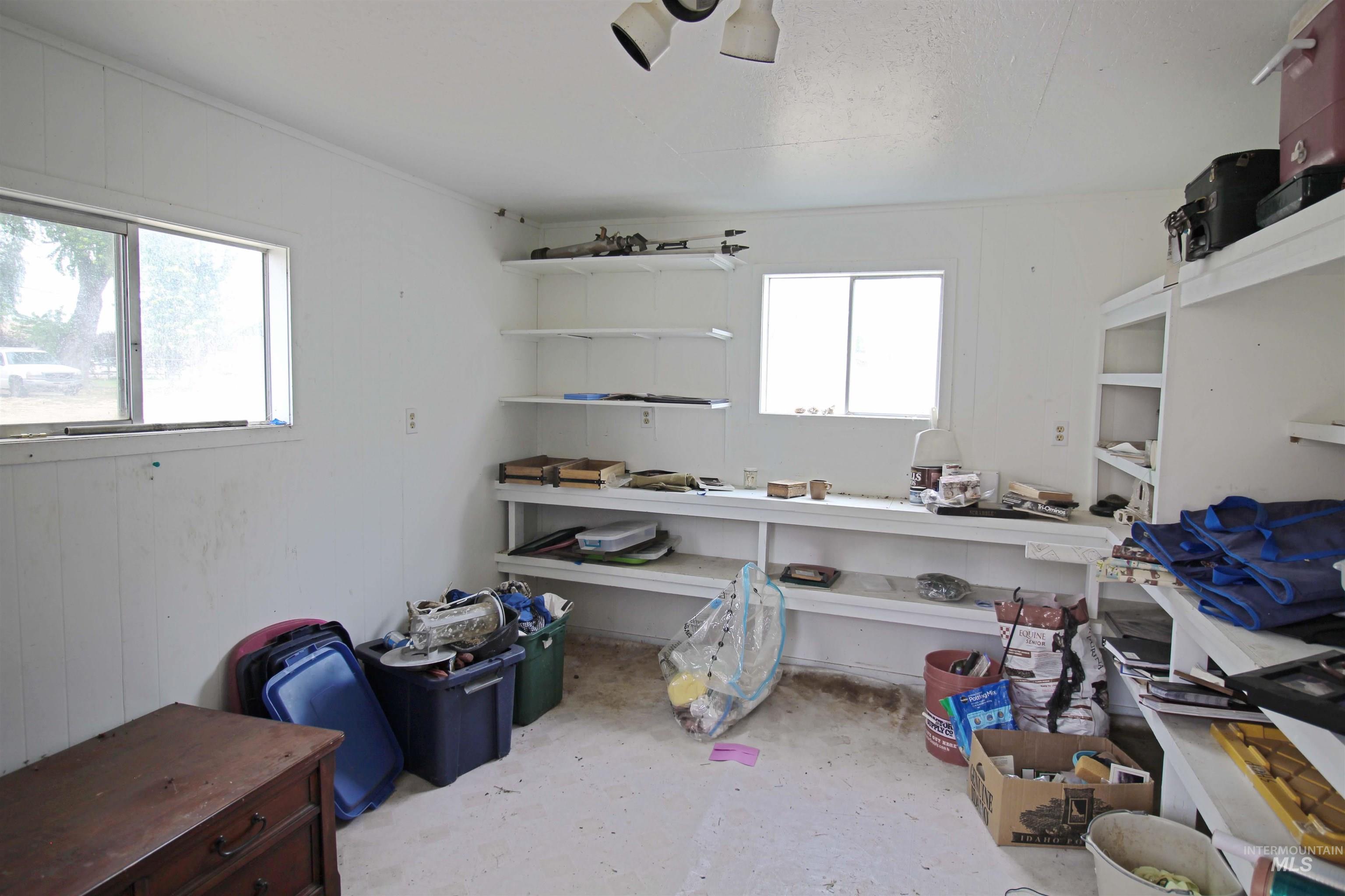 1265 Pioneer Property Photo 25