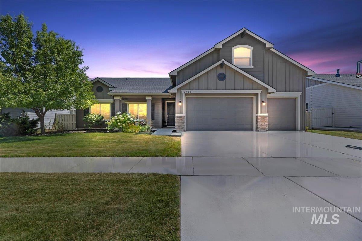 1299 La Reata Way Property Photo 1