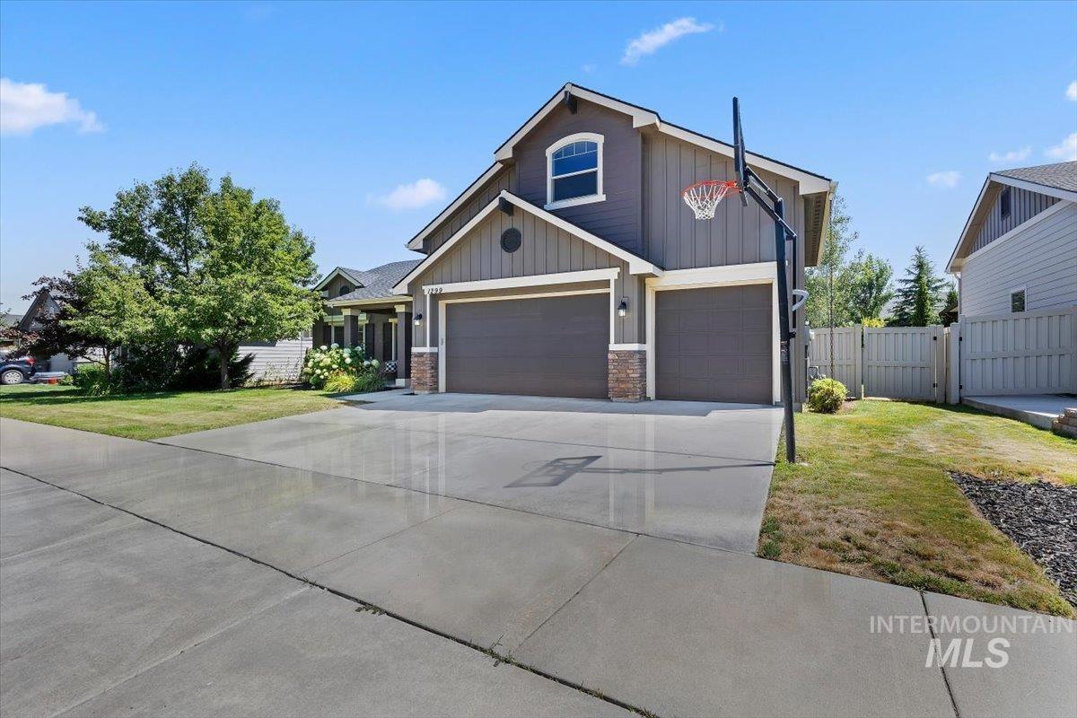 1299 La Reata Way Property Photo 4