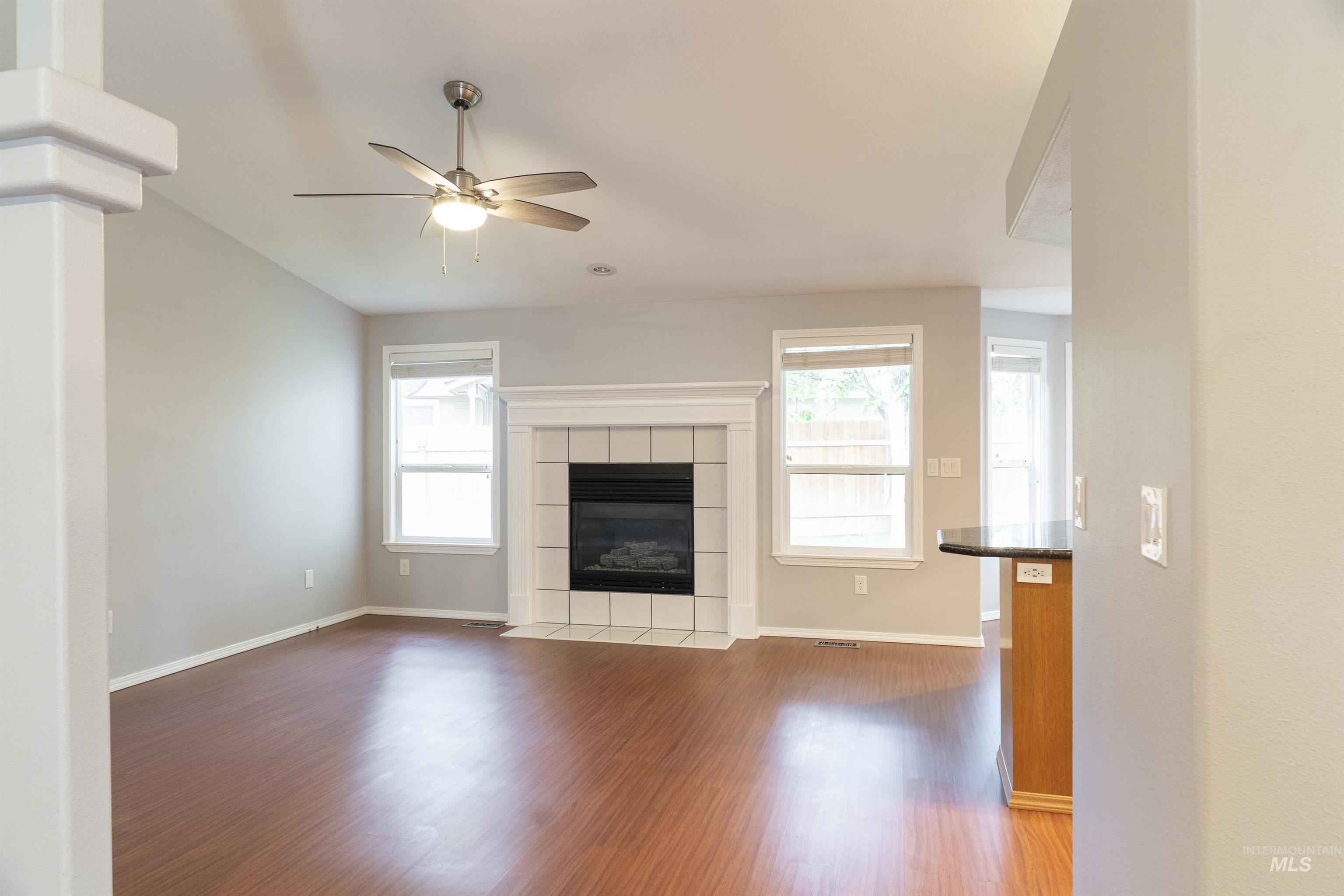 3810 E Anemone Property Photo 7