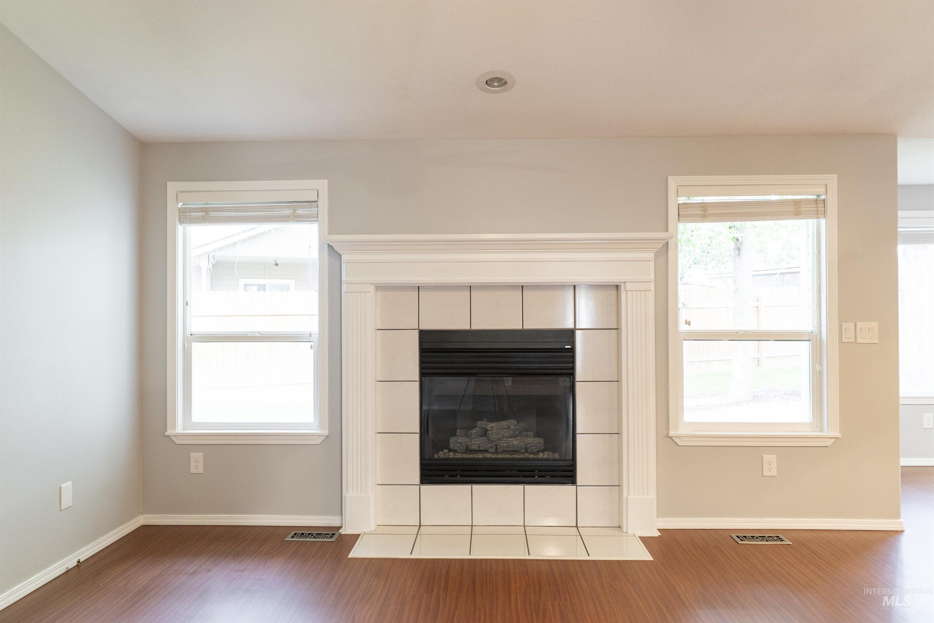 3810 E Anemone Property Photo 8