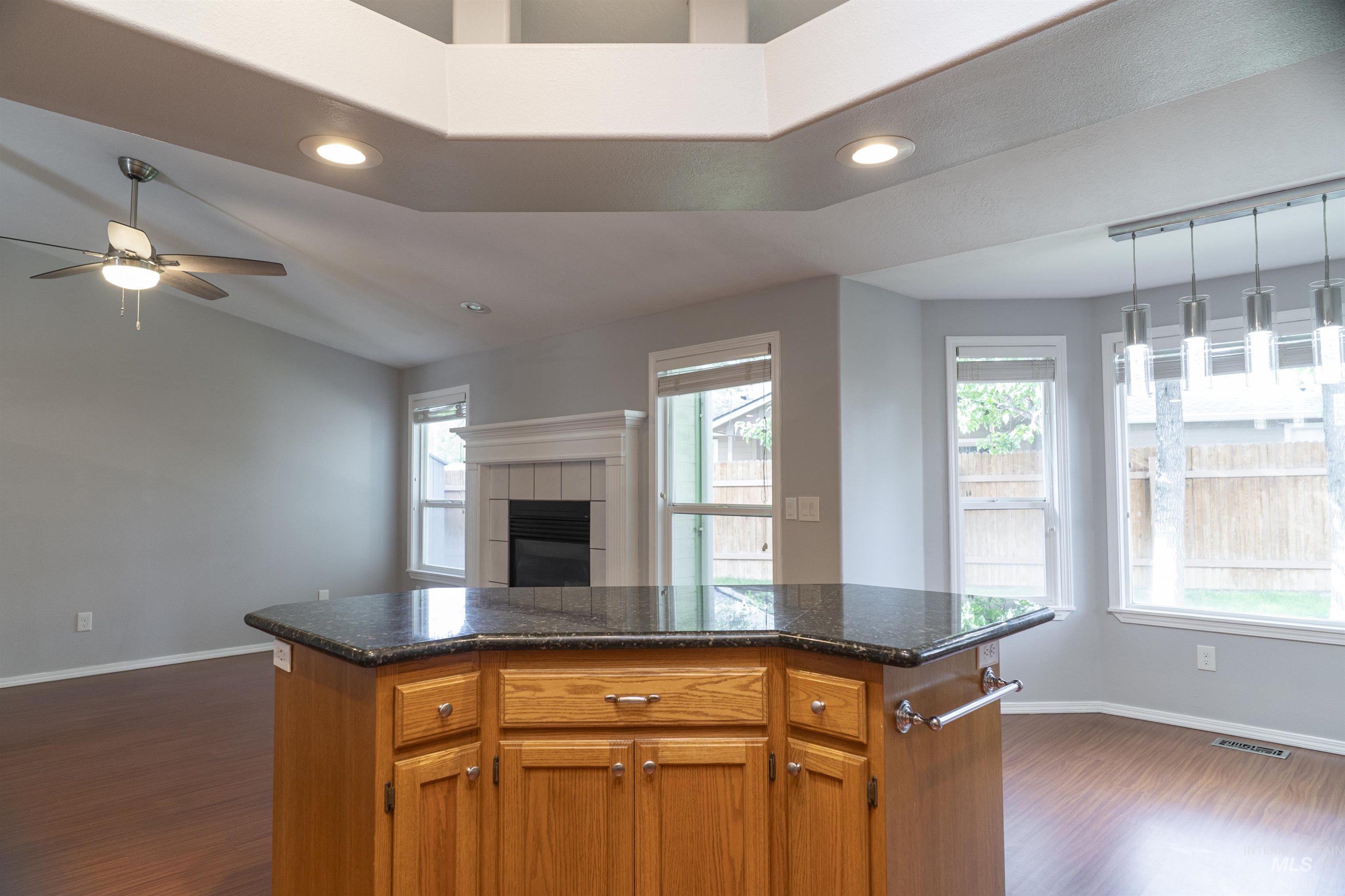 3810 E Anemone Property Photo 12