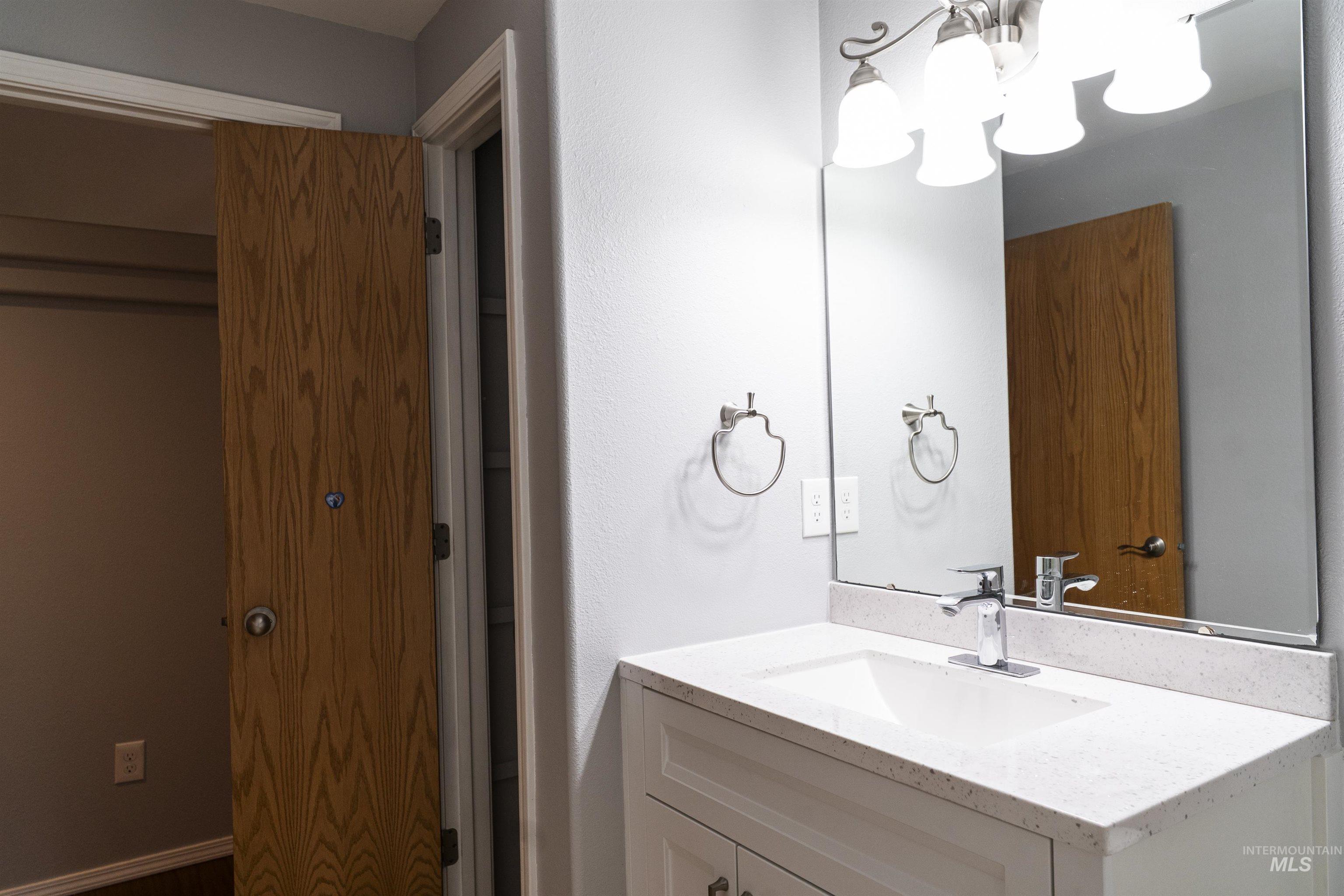 3810 E Anemone Property Photo 33