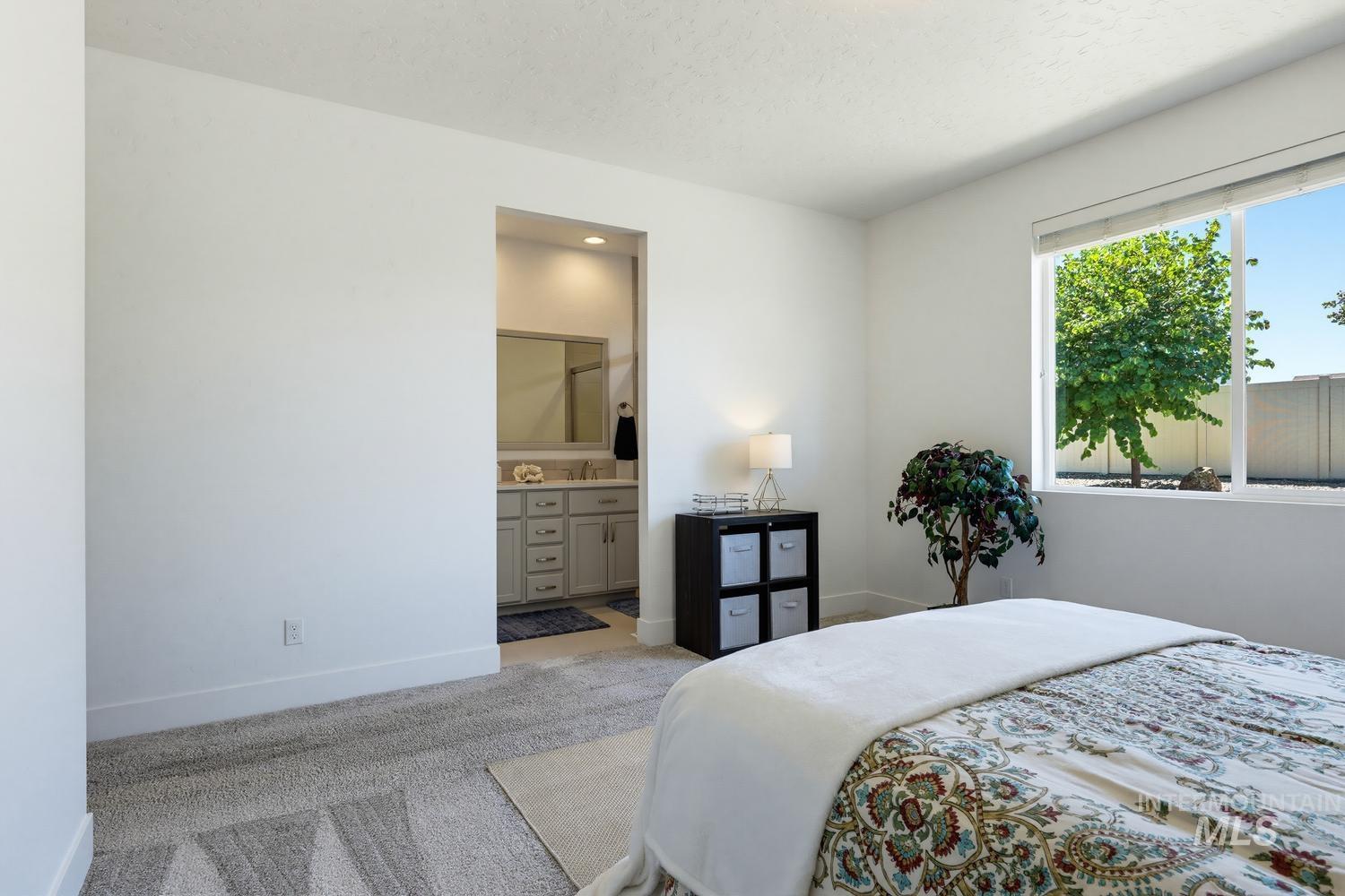 1191 E Whig Dr Property Photo 30