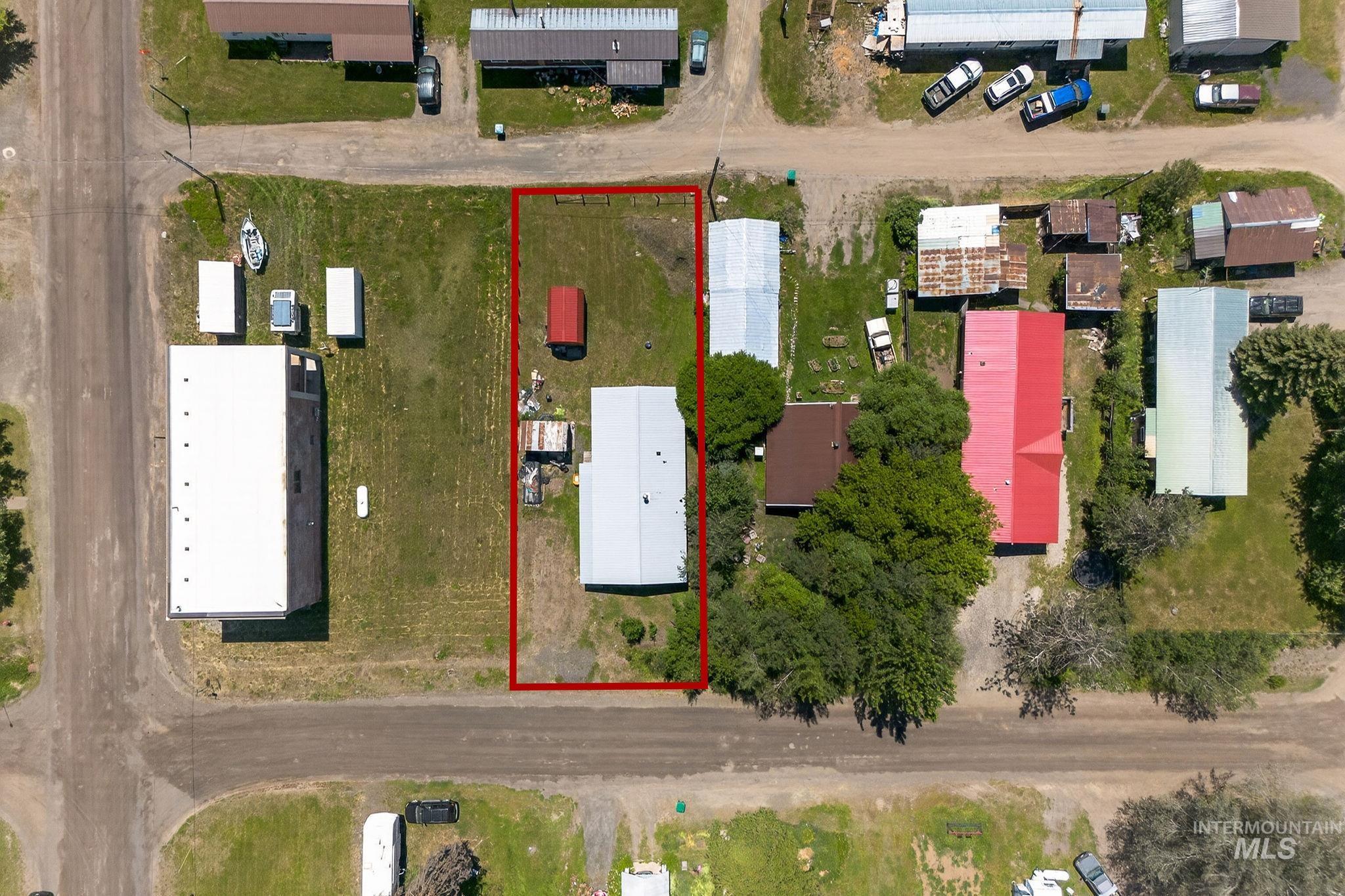213 Katherine St Property Photo 44
