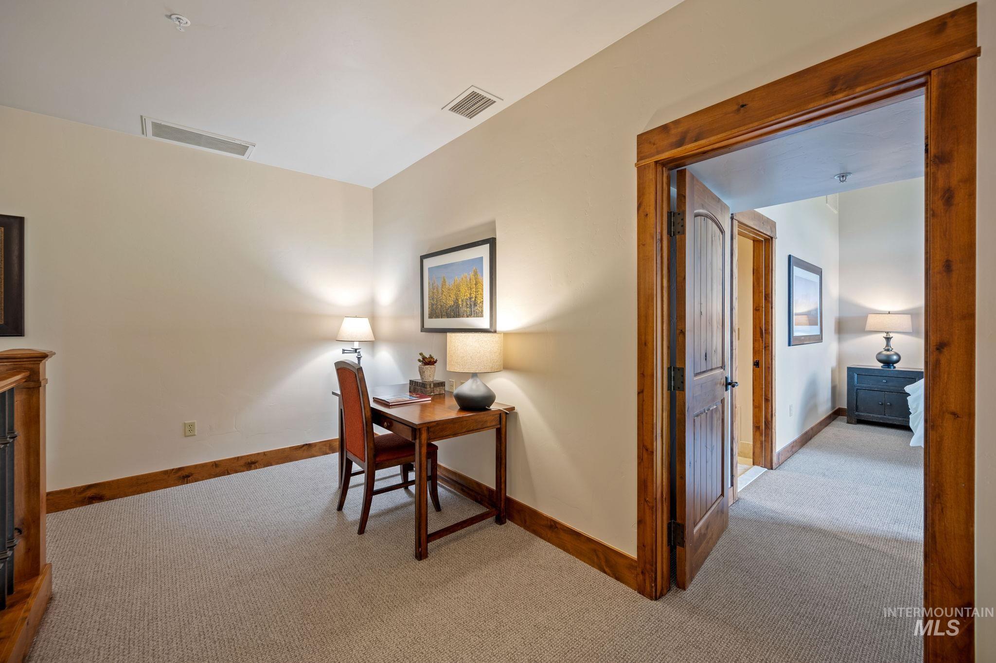 75 Arling Center Ct Property Photo 22