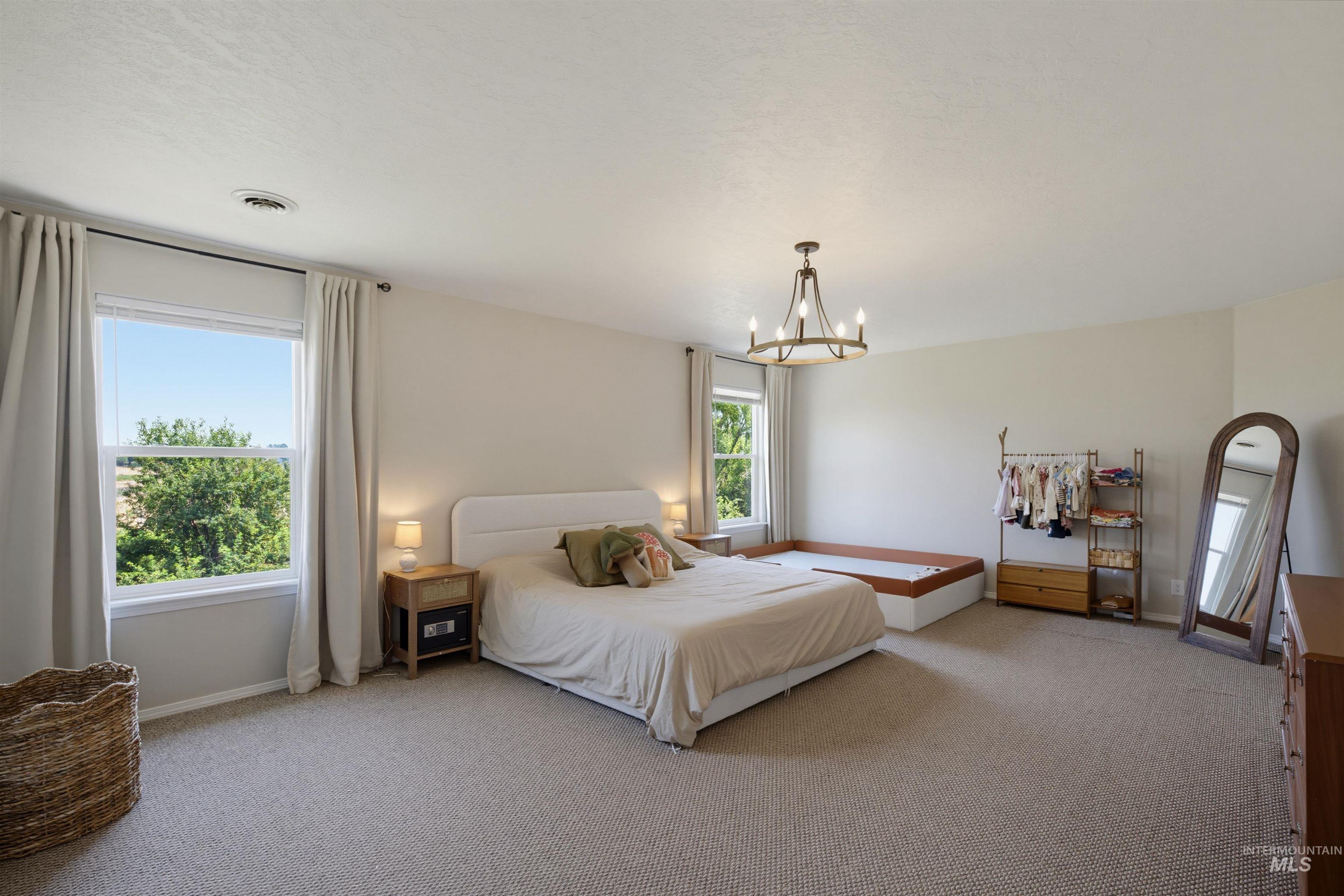 6124 S Sea Breeze Way Property Photo 17