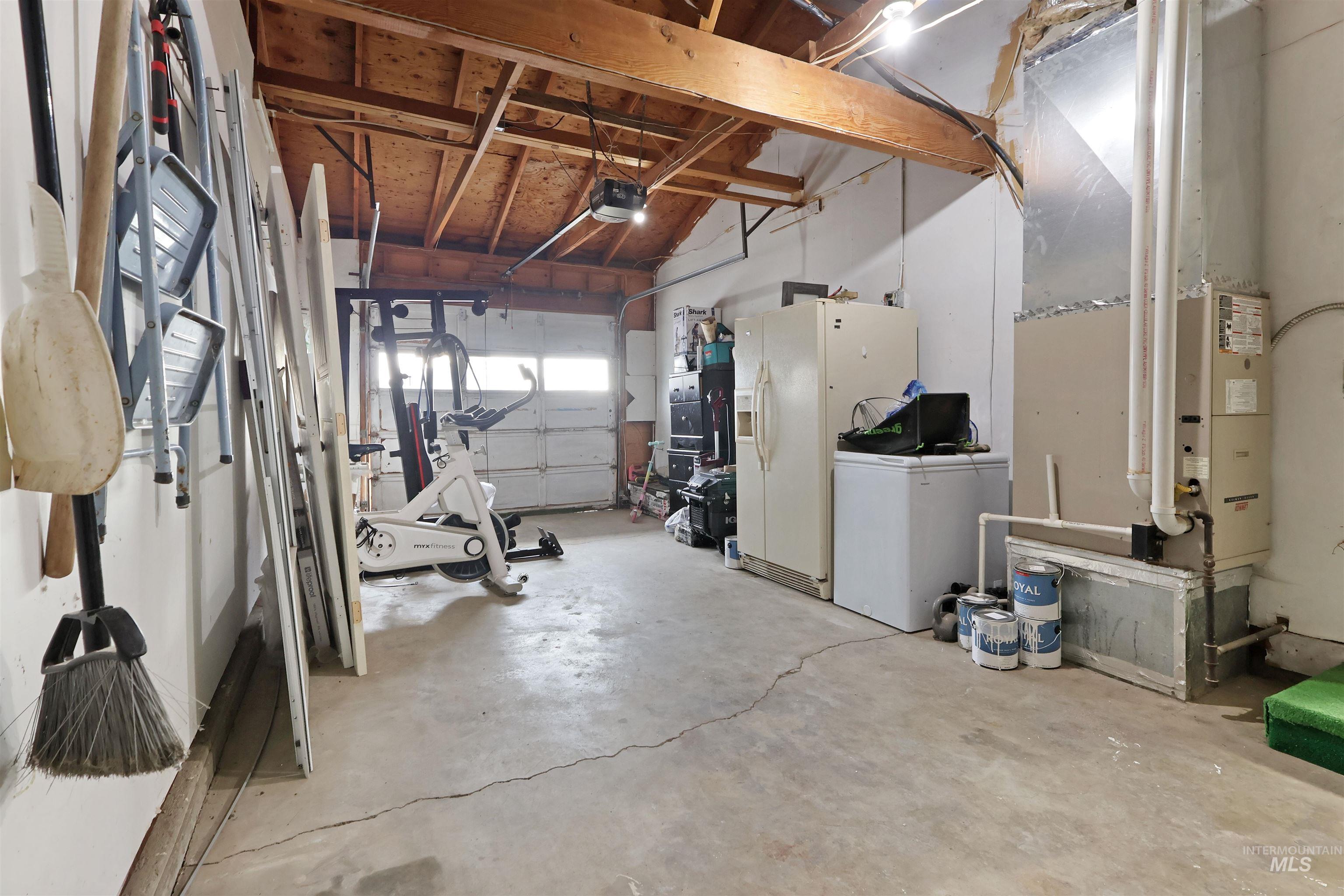 2631 Park Ave Property Photo 18
