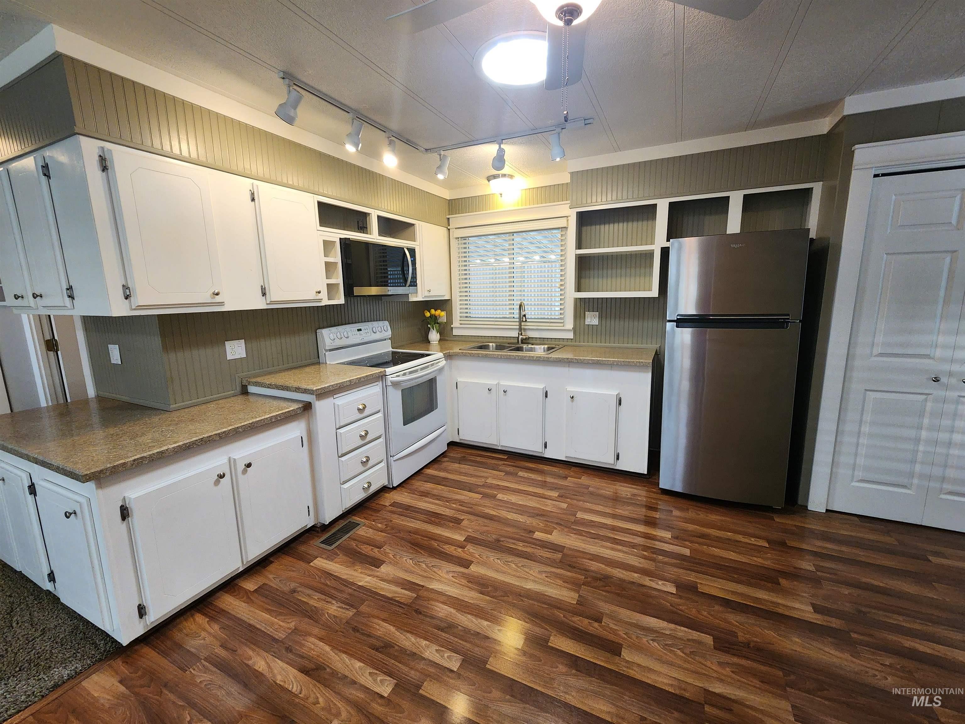 8075 Appomattox Property Photo 8