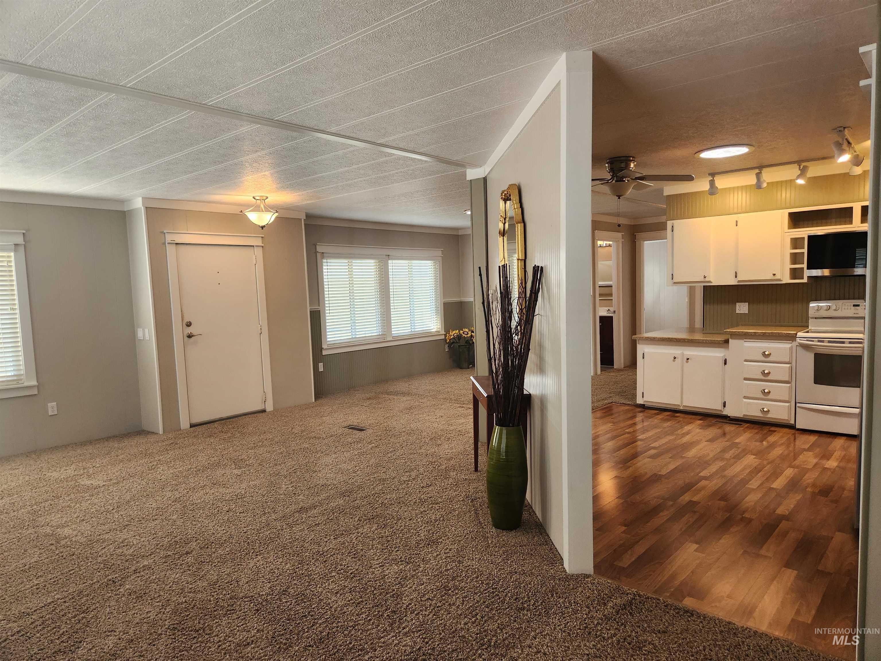 8075 Appomattox Property Photo 14