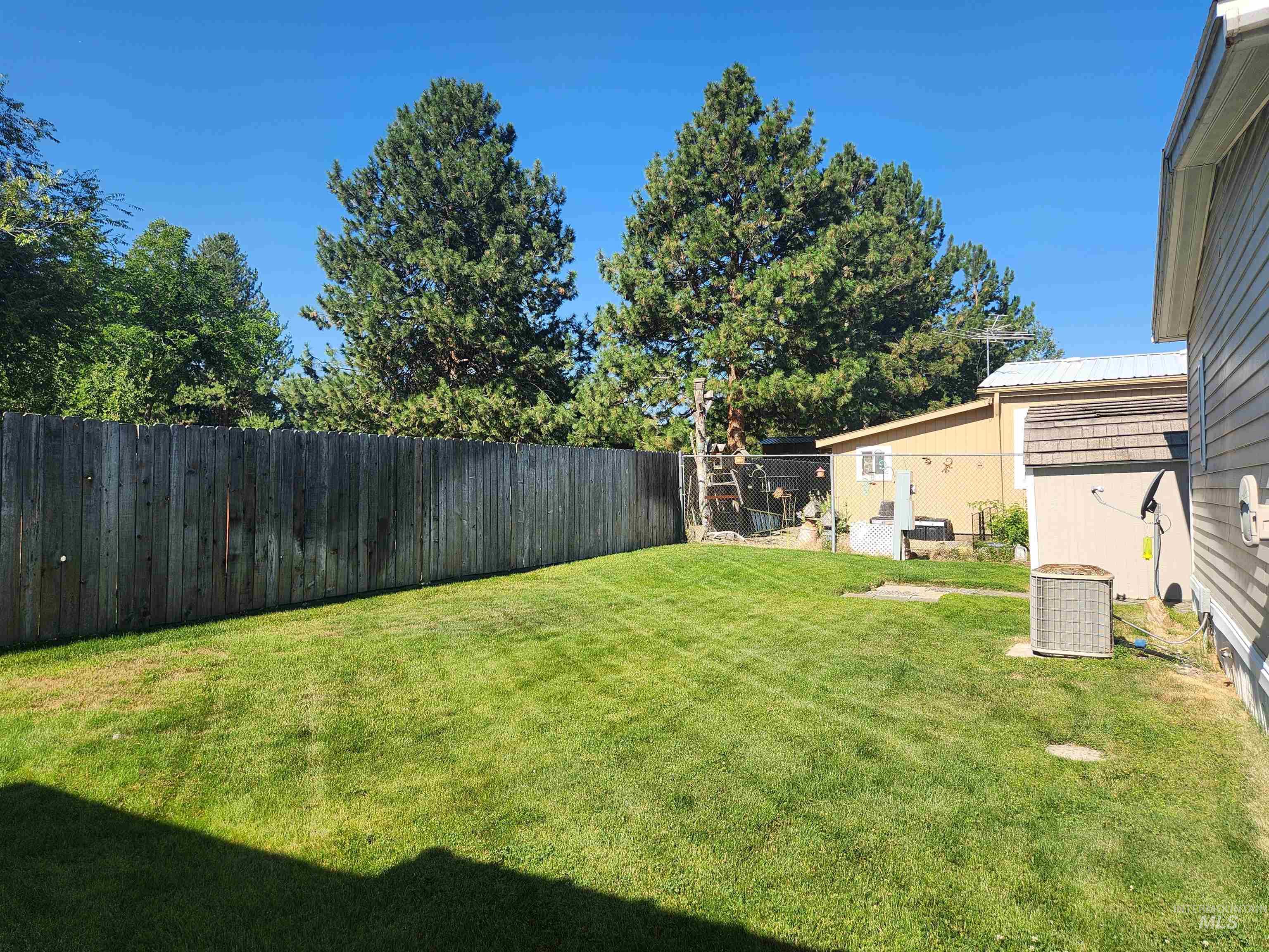 8075 Appomattox Property Photo 35