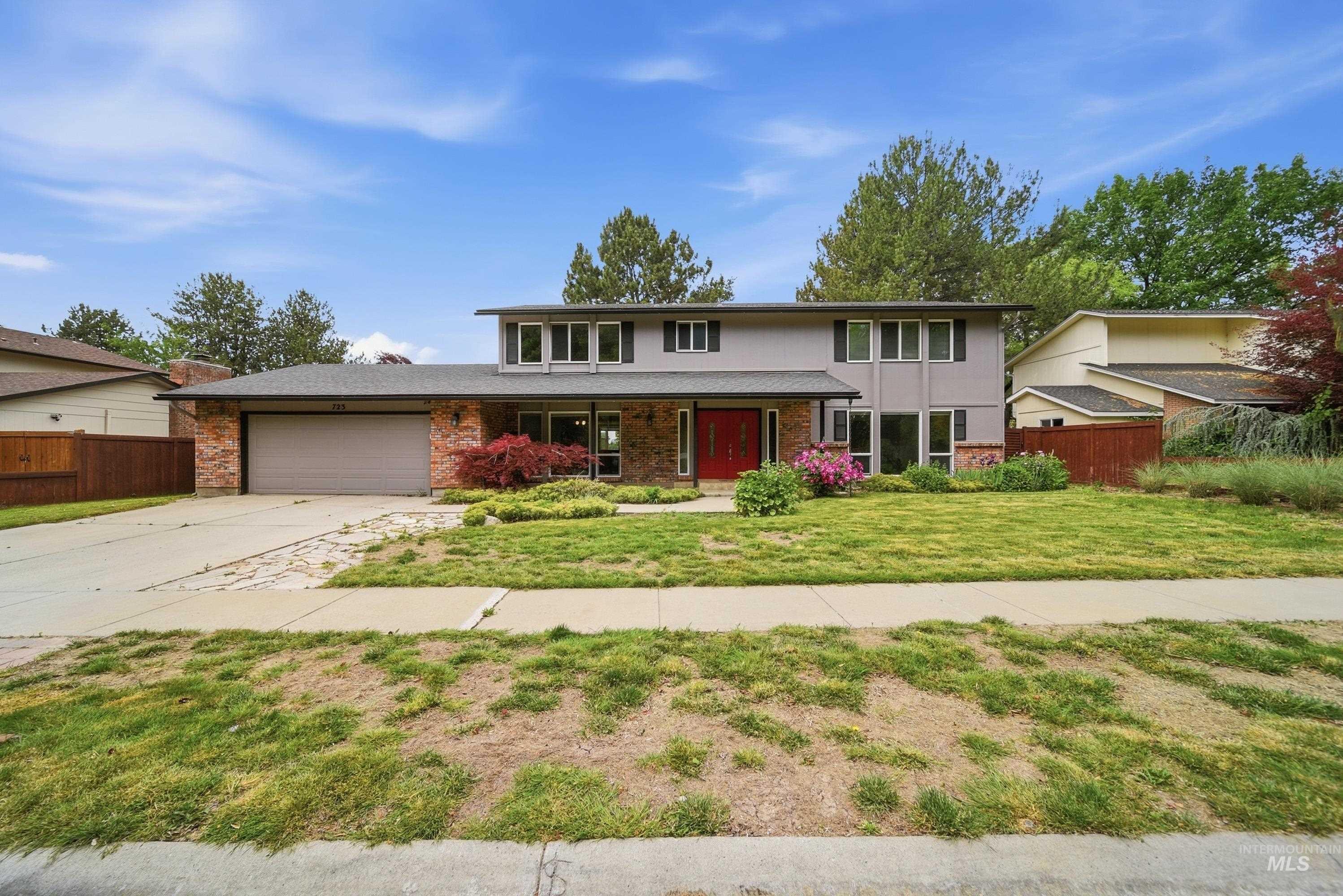 723 N Spyglass Way