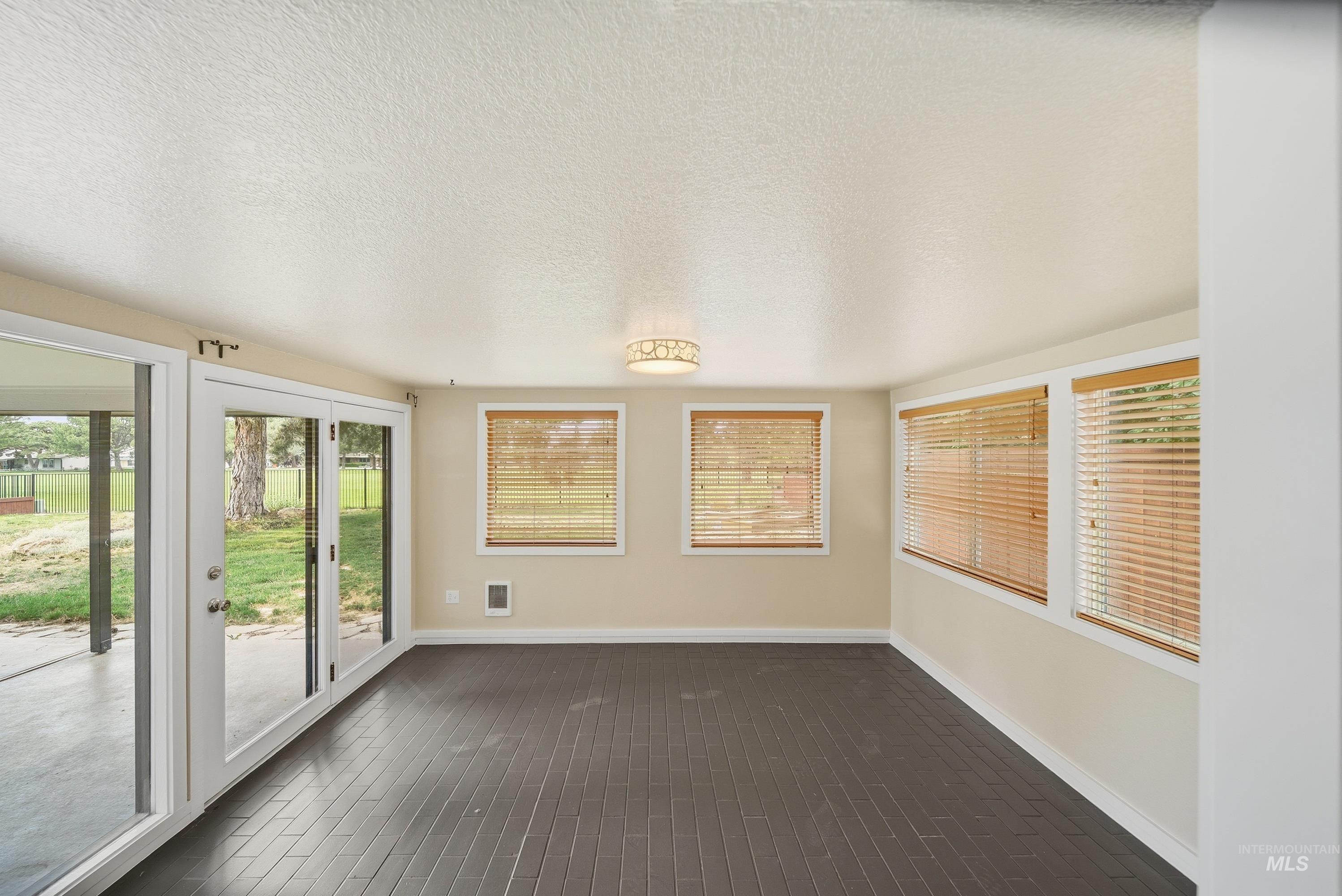 723 N Spyglass Way Property Photo 12