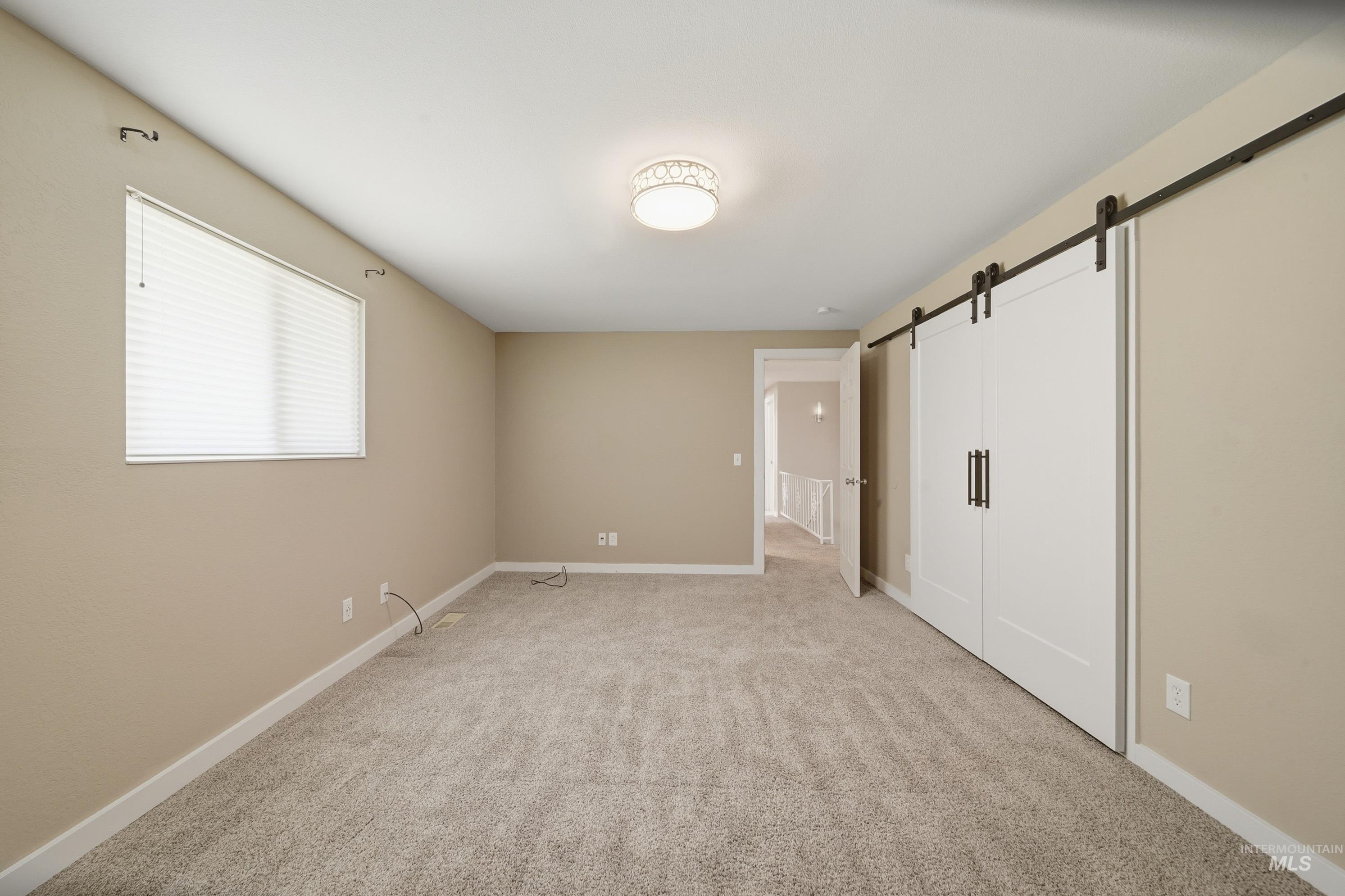 723 N Spyglass Way Property Photo 23