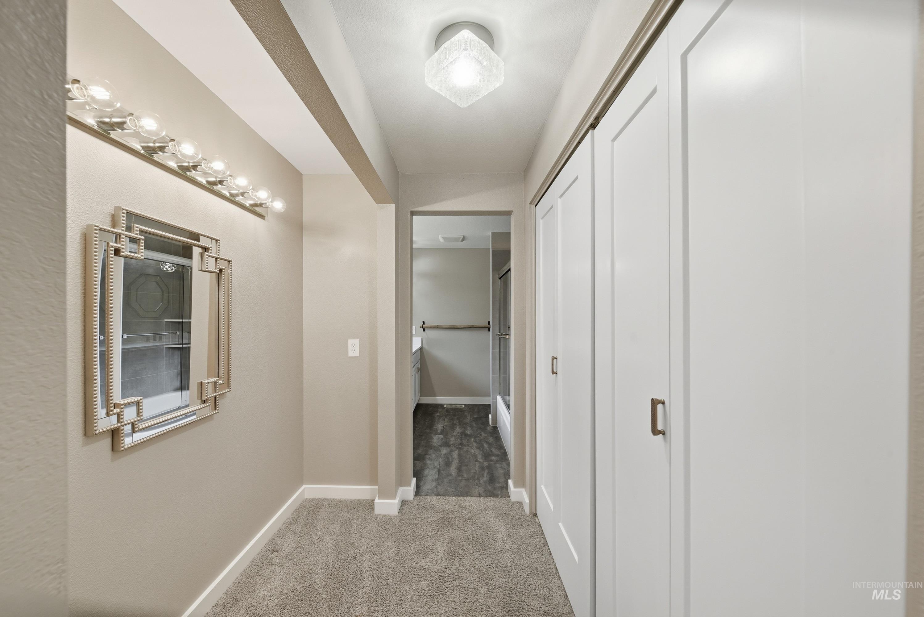 723 N Spyglass Way Property Photo 27