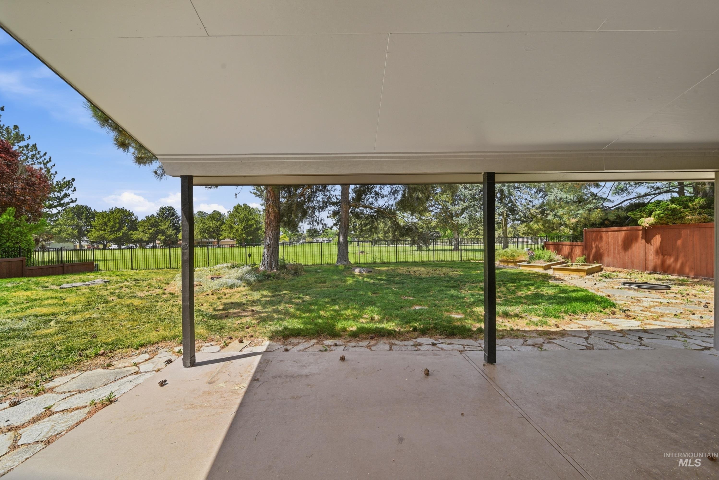 723 N Spyglass Way Property Photo 34
