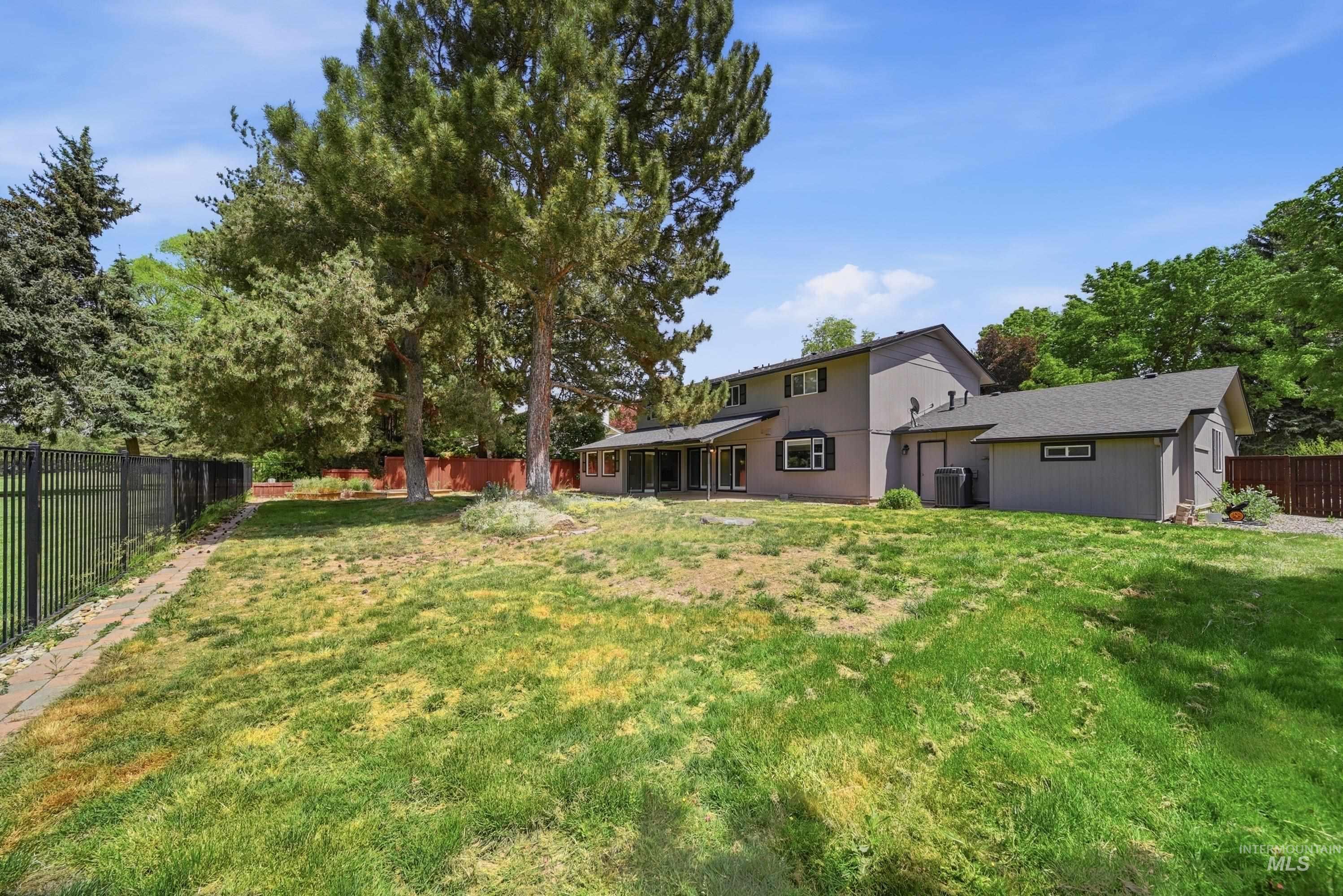 723 N Spyglass Way Property Photo 38