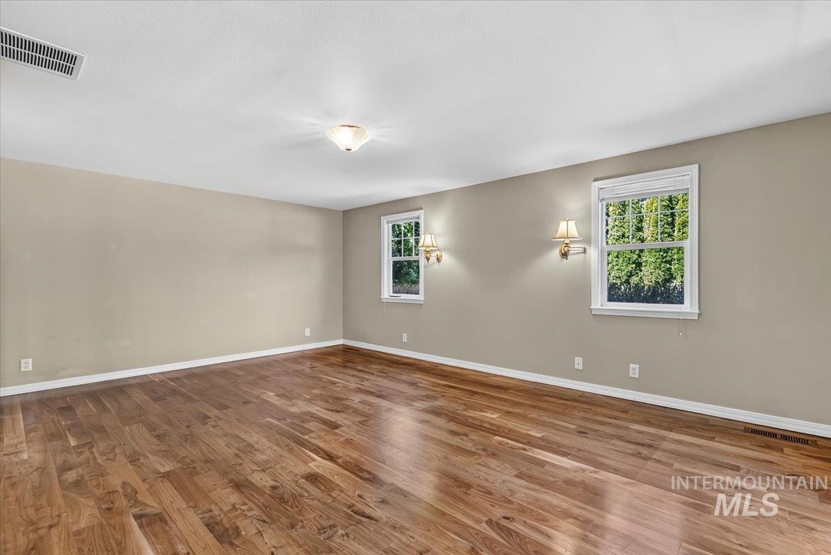 935 N Edgewood Lane Property Photo 17