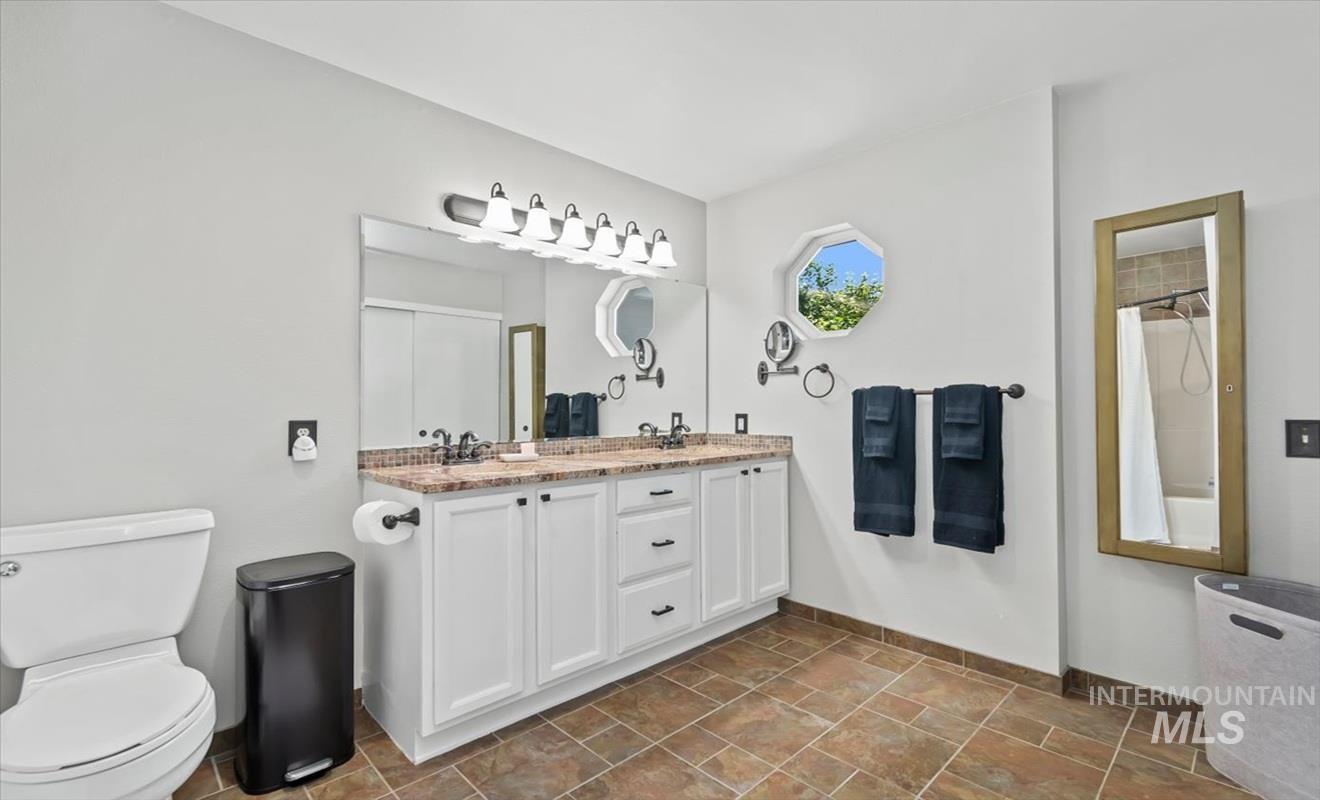 4376 E King Road Property Photo 22