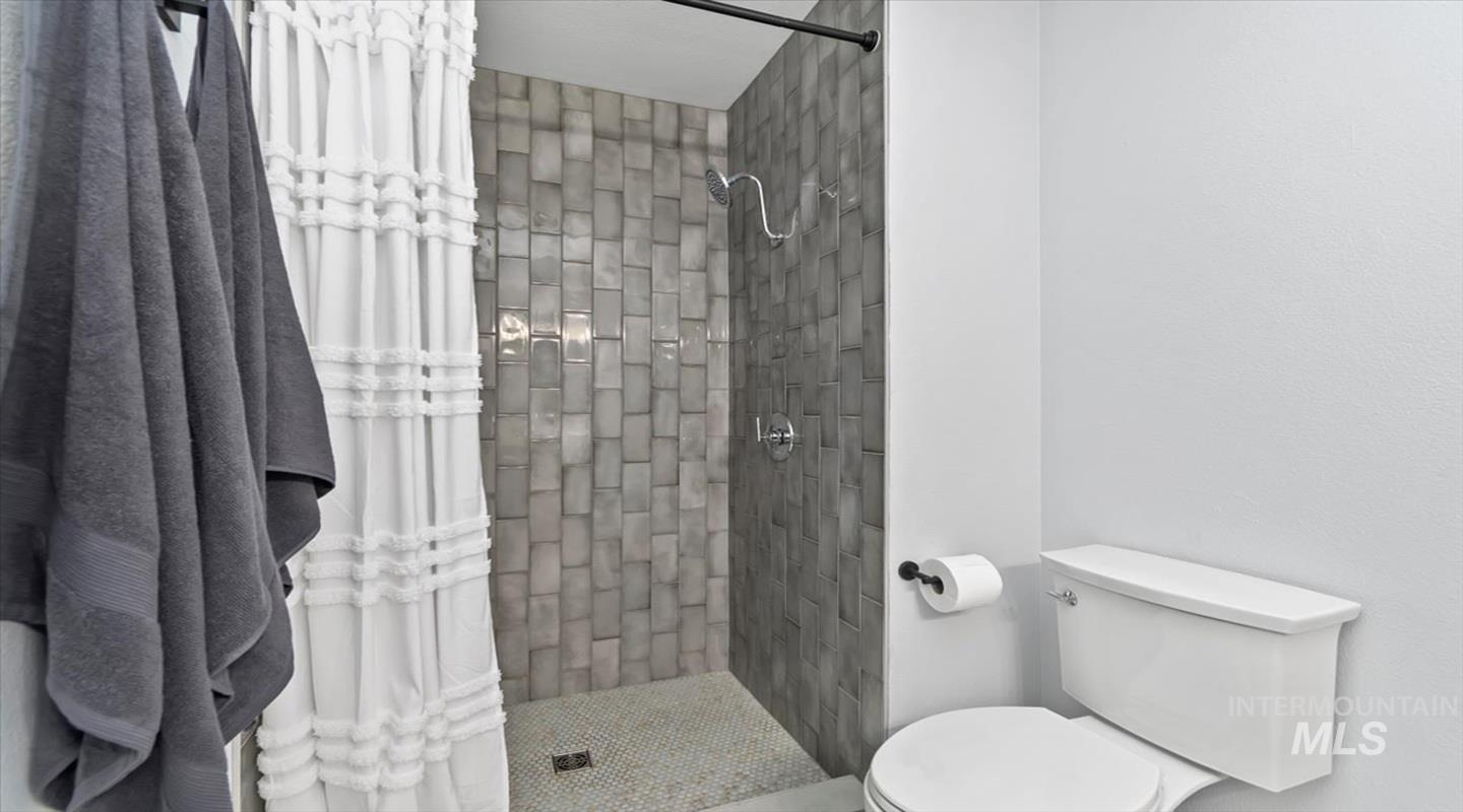 4376 E King Road Property Photo 27