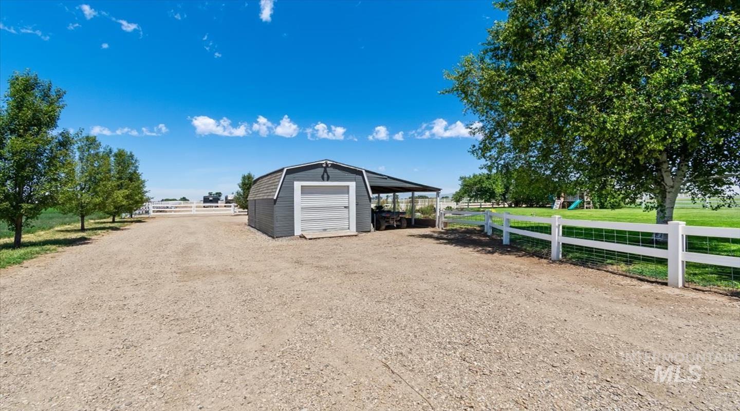 4376 E King Road Property Photo 41