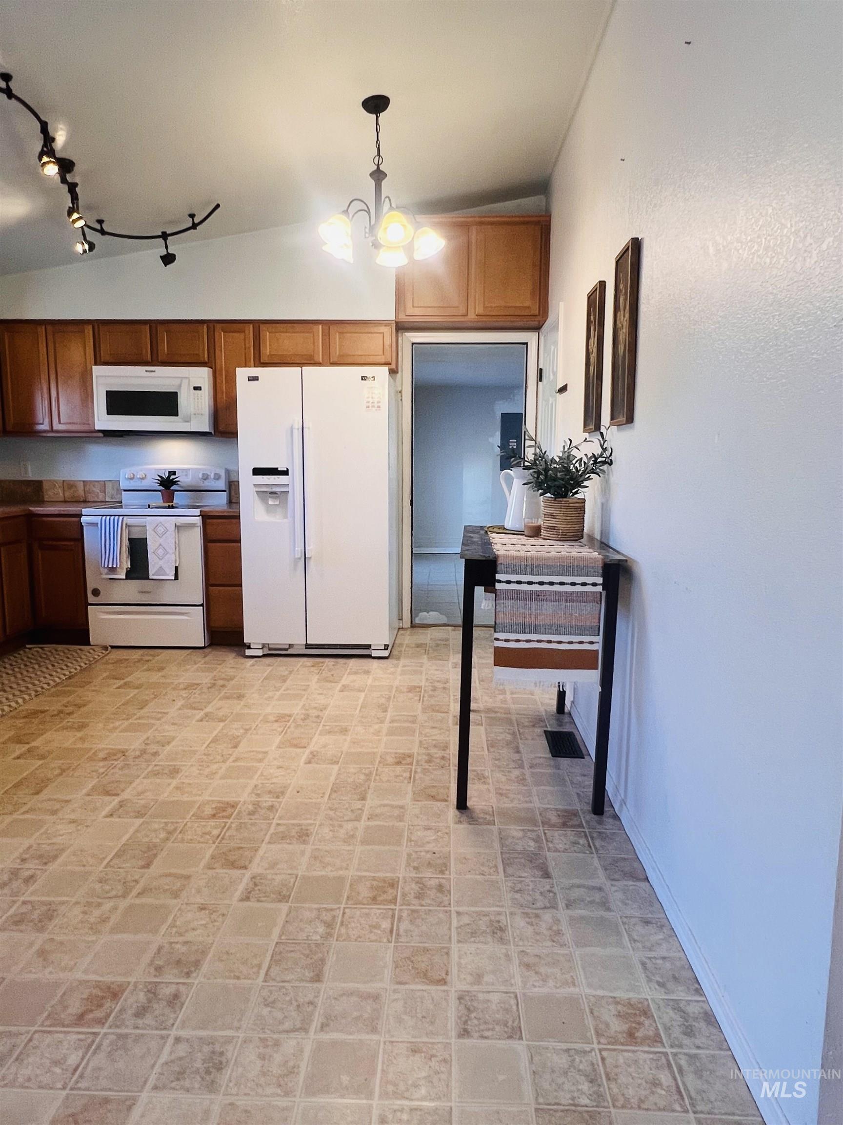 8763 W Austin St. Property Photo 11