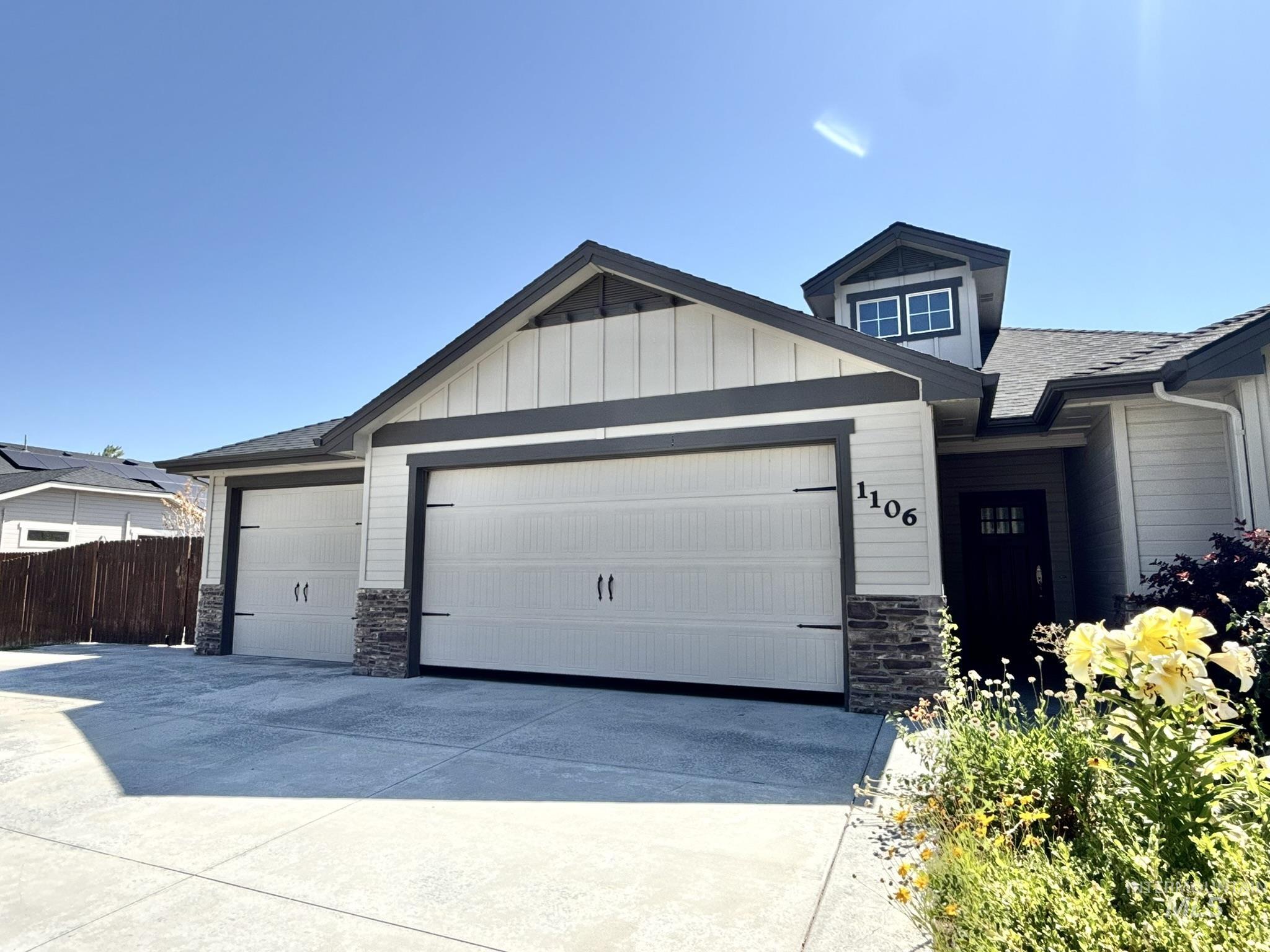 1106 S Spring Valley Dr Property Photo 1