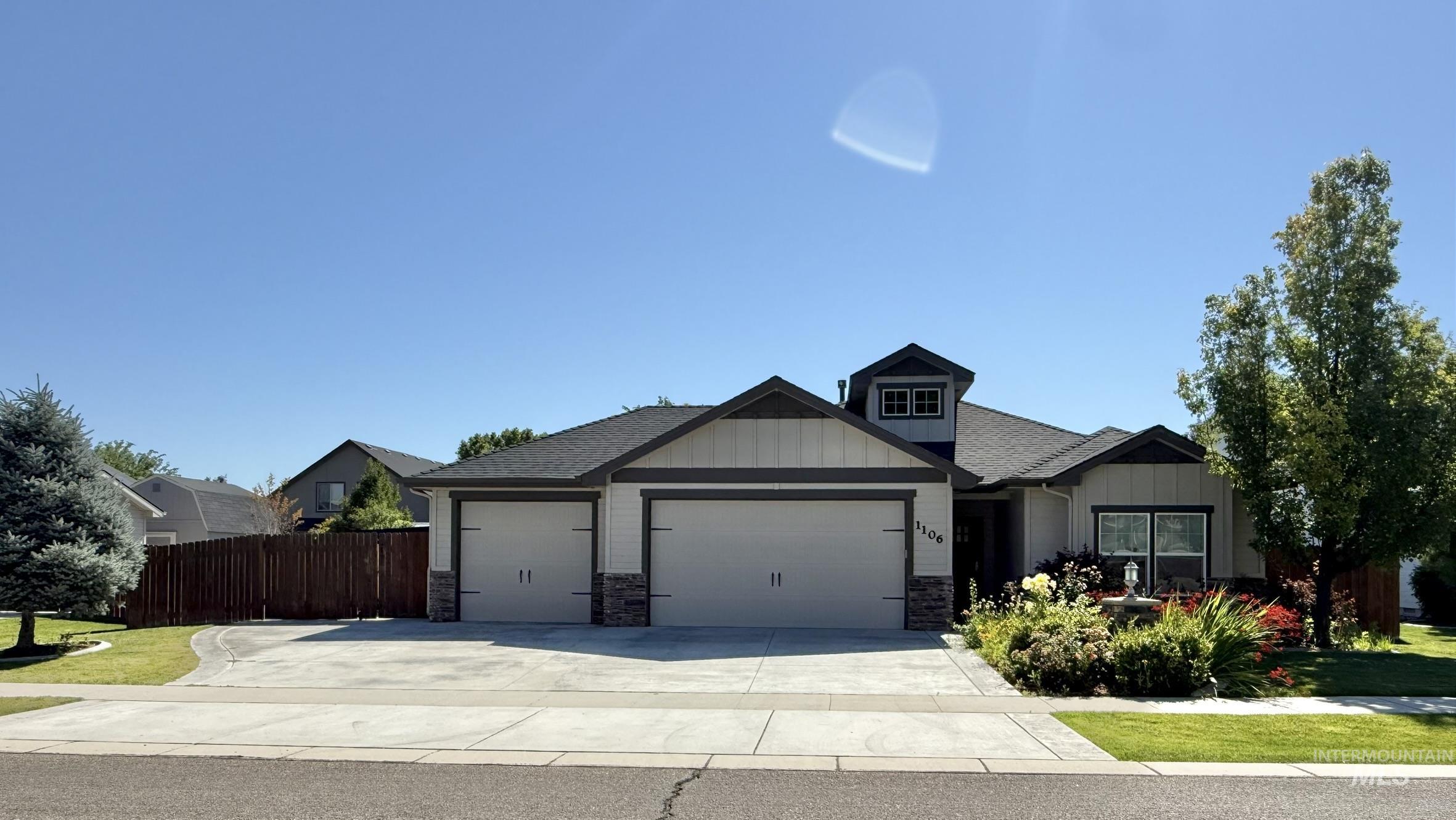 1106 S Spring Valley Dr Property Photo 3